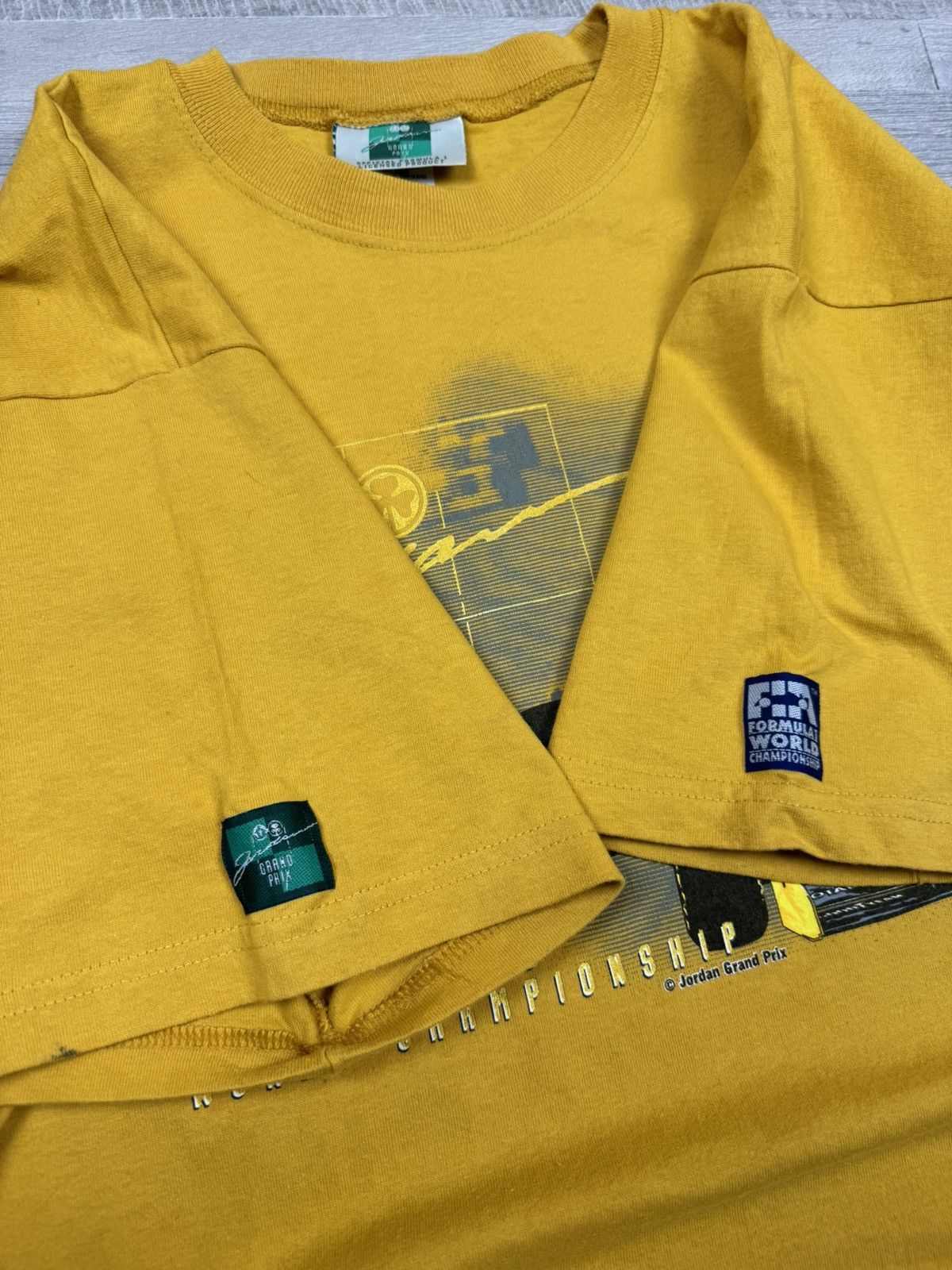Formula 1 Vintage Jordan Grand Prix Official Formula 1 T shirt 1997 Size US L / EU 52-54 / 3 - 9 Thumbnail