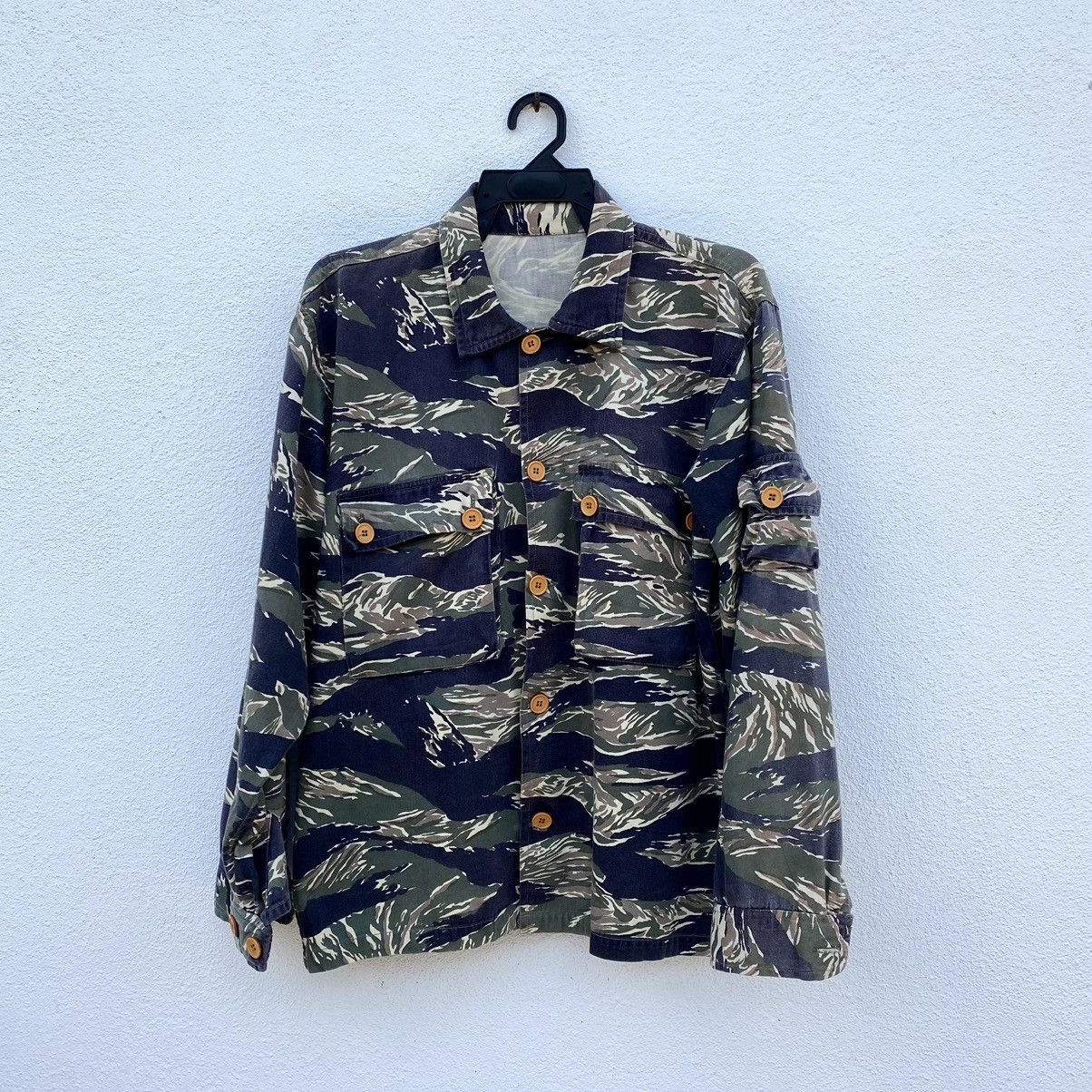 Other US ARMY 'Tiger Stripes Camouflage' Nam-War Jacket 80s USA Size US L / EU 52-54 / 3 - 1 Thumbnail