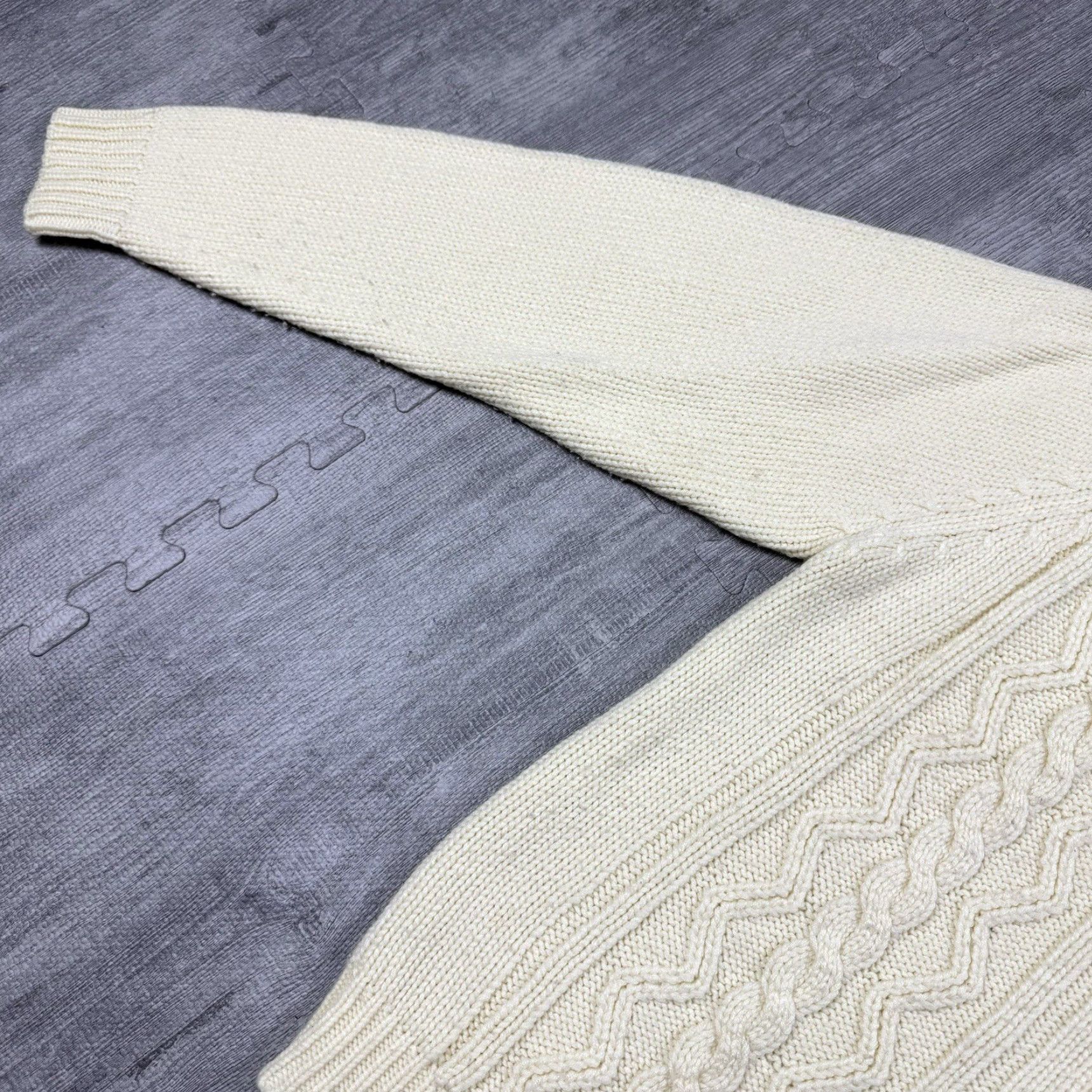 Vintage VINTAGE ALMY'S 80s IVORY CABLE KNIT BUTTON CARDIGAN XL WOMENS PREPPY Size XL / US 12-14 / IT 48-50 - 5 Thumbnail