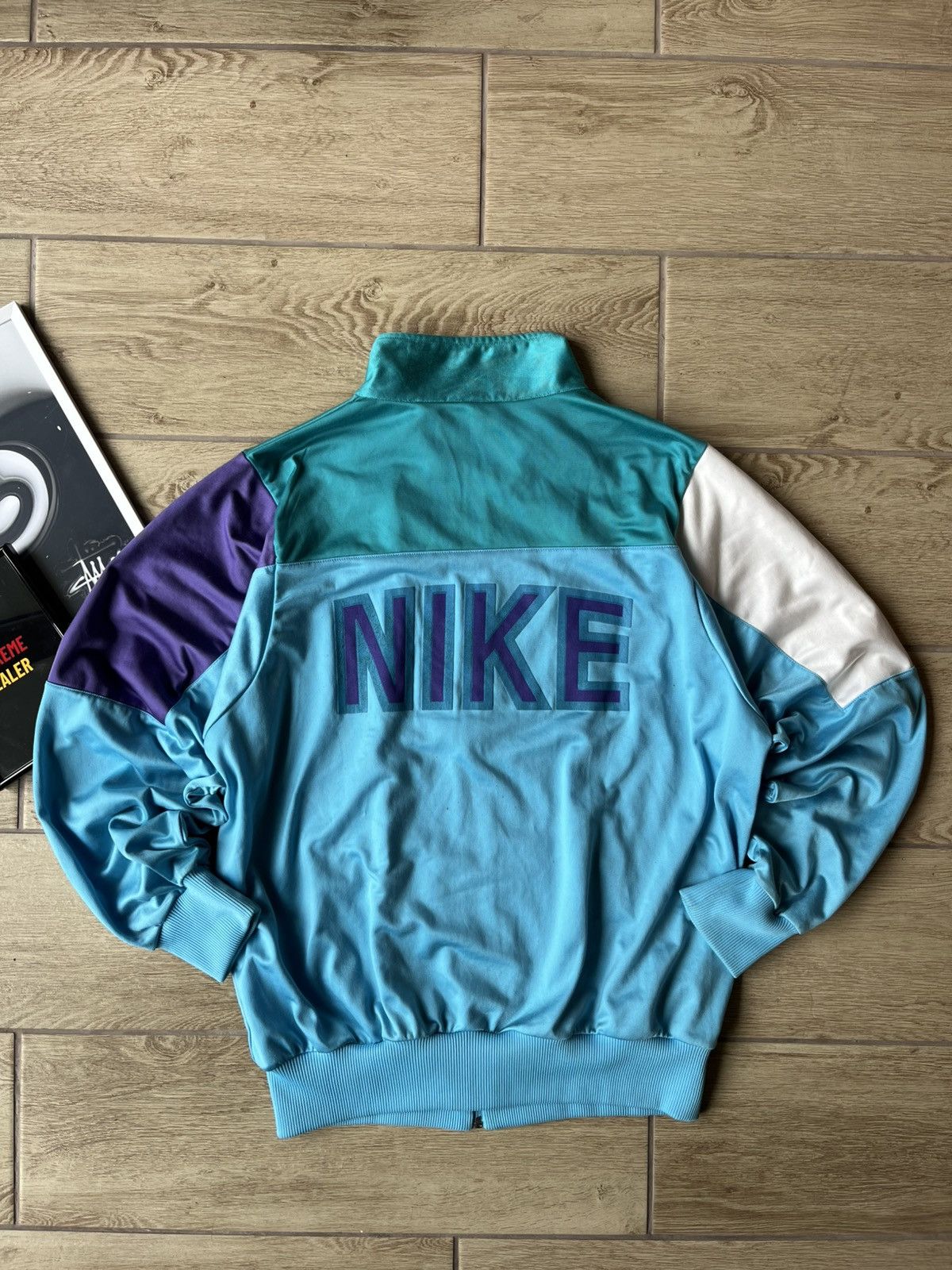 Nike Vintage 80s Nike Track Jacket Mens L Big Logo Oregon USA Size US L / EU 52-54 / 3 - 2 Thumbnail