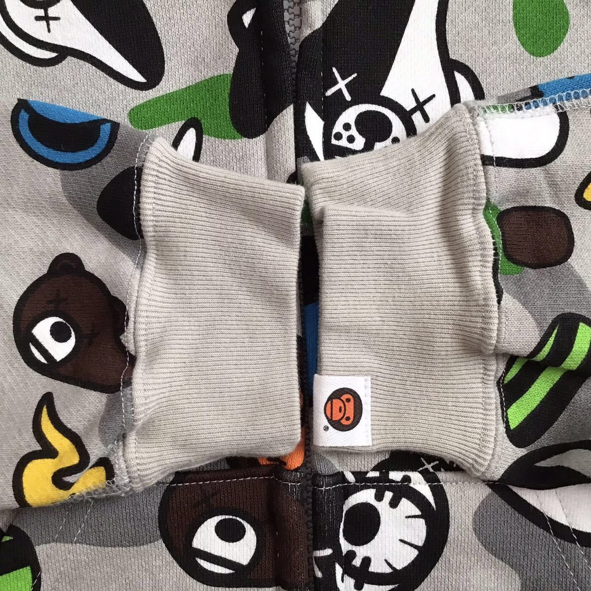Bape × Kaws × Nigo BAPE × KAWS MILO Animal Kingdom zip hoodie APE KIDS size 120 Size ONE SIZE - 4 Thumbnail