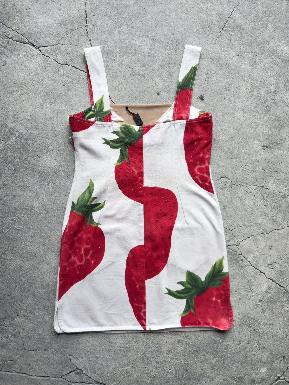 Dolce & Gabbana 🍓 Dolce & Gabbana White Strawberry Dress 💓 Size S / US 4 / IT 40 - 3 Thumbnail