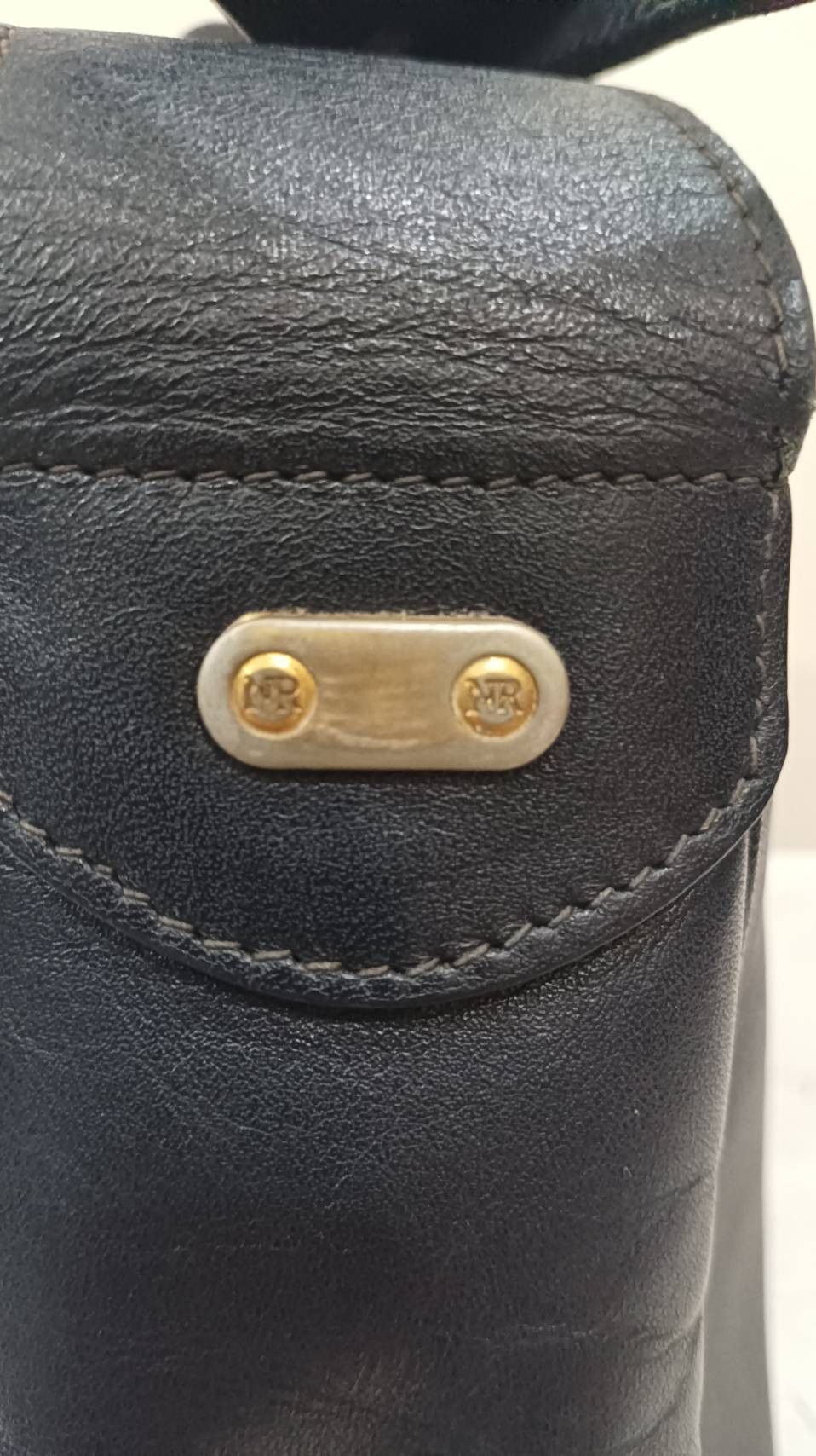Nina Ricci × Vintage 80's Nina Ricci Leather Purse/Shoulder Strap/Signature Print Size ONE SIZE - 6 Thumbnail