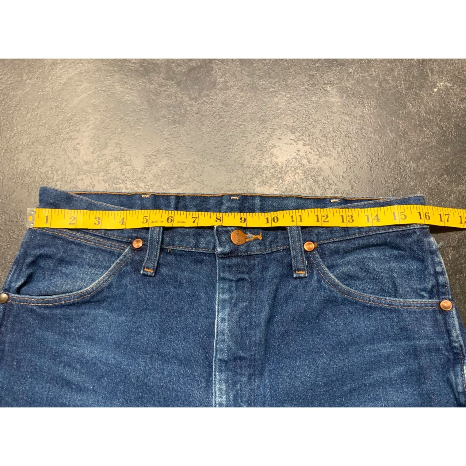 Wrangler Wrangler Men's Blue Denim Cowboy Cut Tapered Jeans 32x36 Size US 32 / EU 48 - 3 Thumbnail