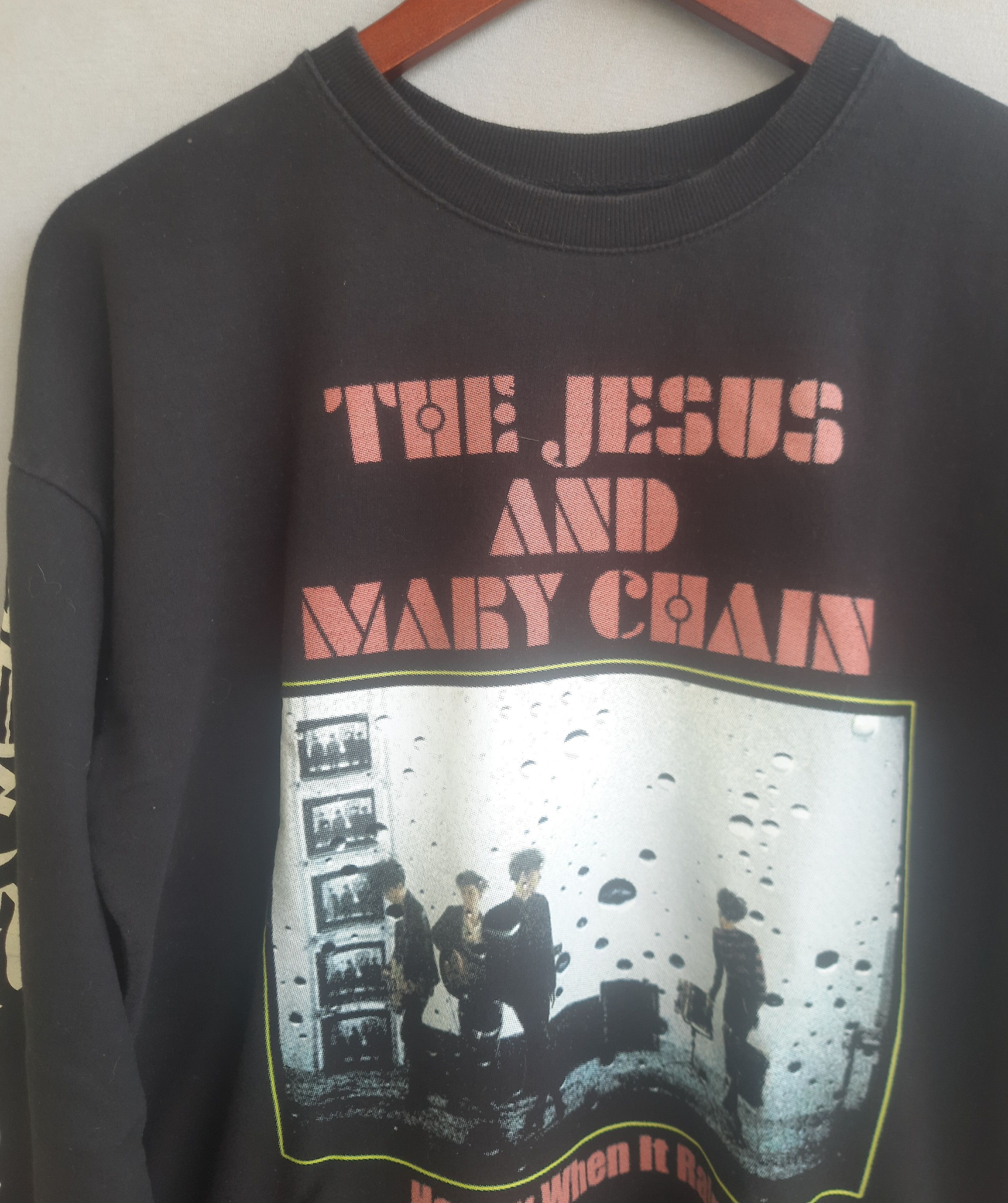 Band Tees The Jesus And Mary Chain Happy When it Rains Fan Made Size US S / EU 44-46 / 1 - 3 Thumbnail
