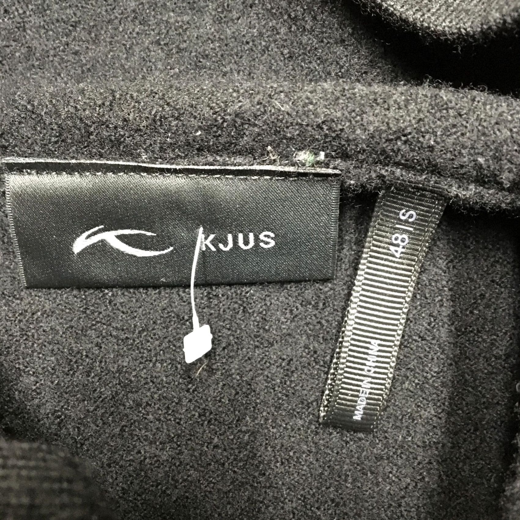 KJUS KJUS Jacket Mens Small Black Aspen Hooded Merino Wool Full Zip Quilted KO0294 Size US S / EU 44-46 / 1 - 5 Thumbnail