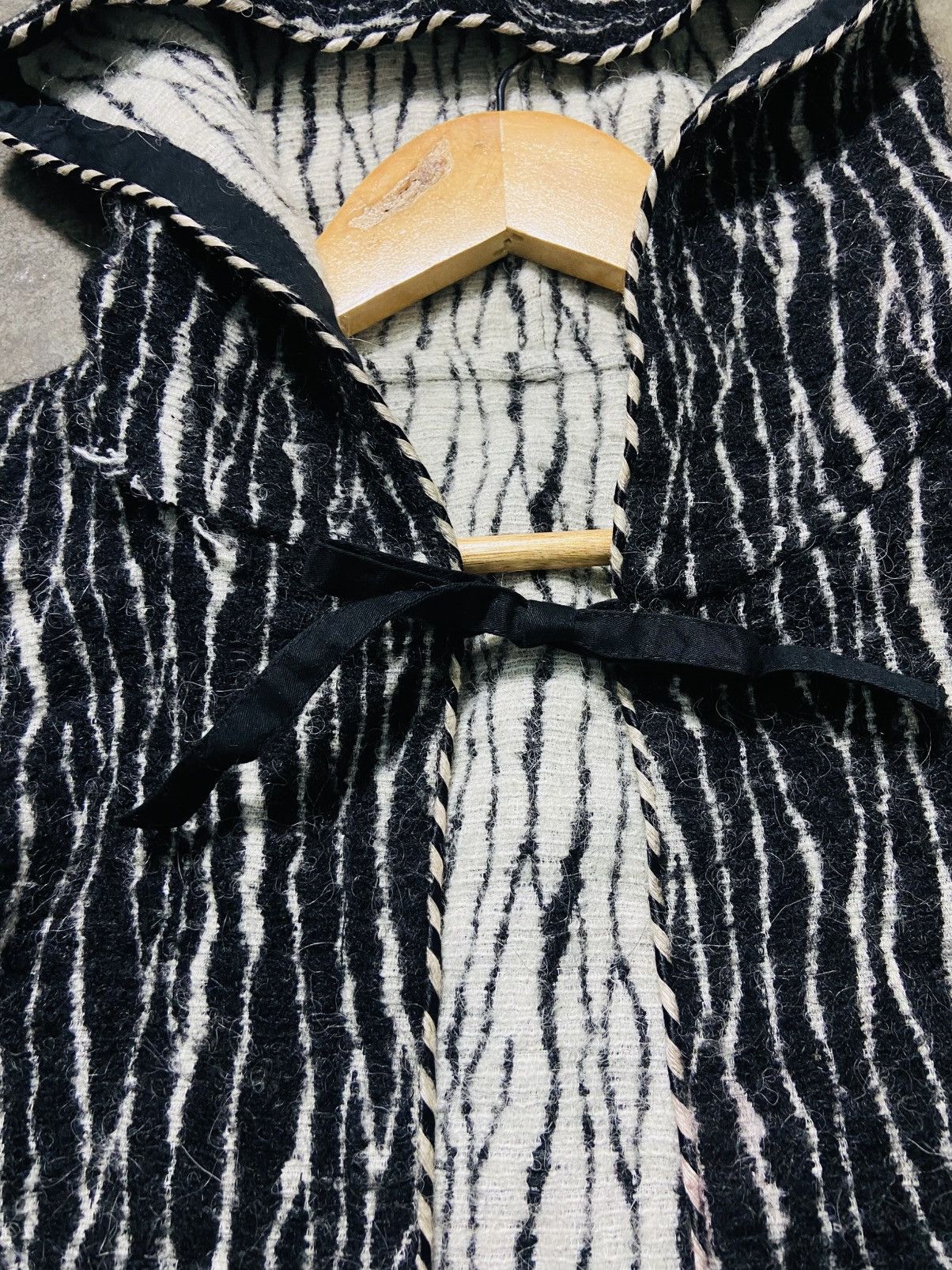 agnes b. Vintage 90’s Agnes B. Hooded Tassel Coat - Knit Djellaba Size US L / EU 52-54 / 3 - 13 Thumbnail
