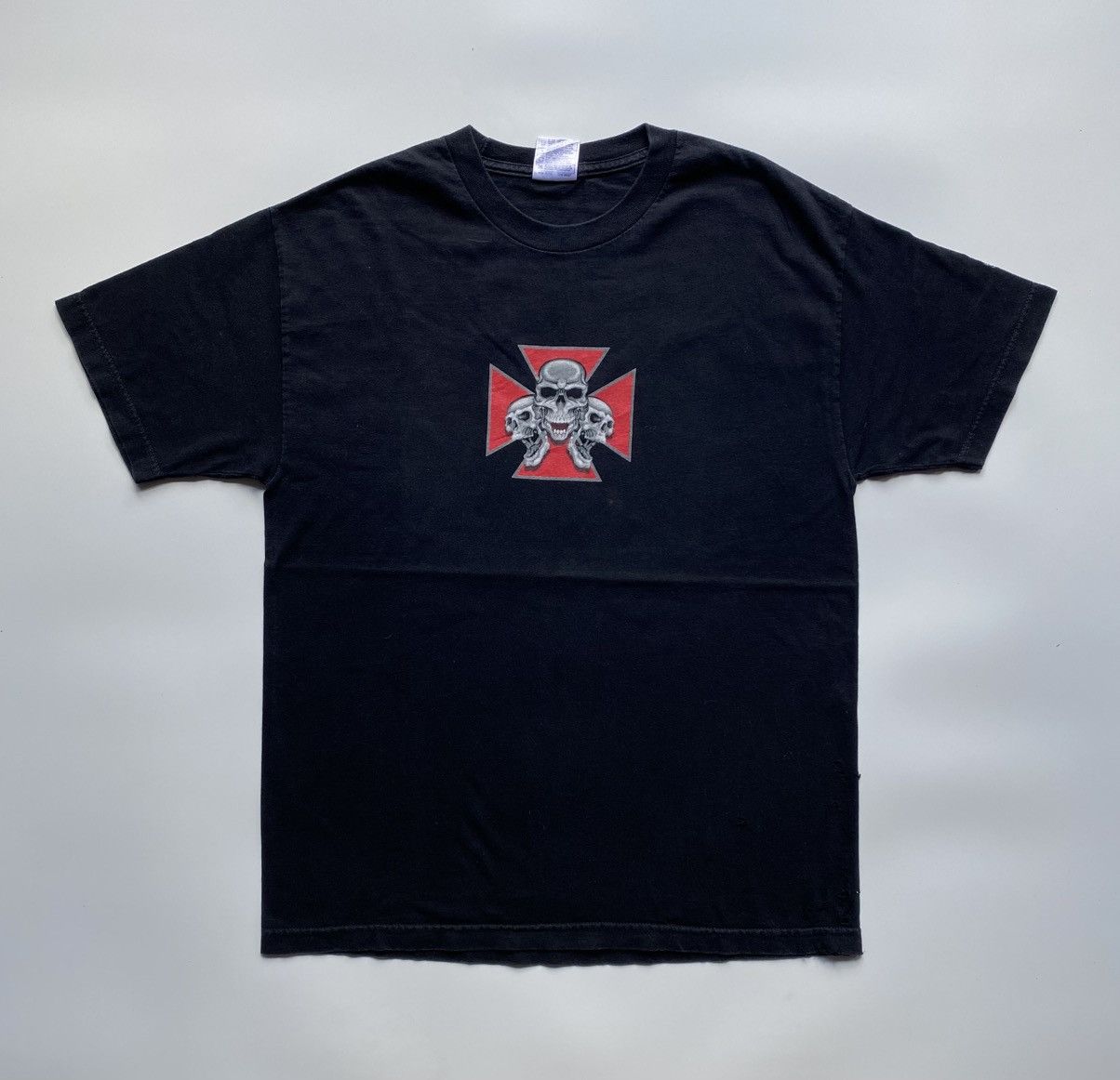 Vintage Vintage 90s Skull Logo T Shirt Size US L / EU 52-54 / 3 - 2 Thumbnail