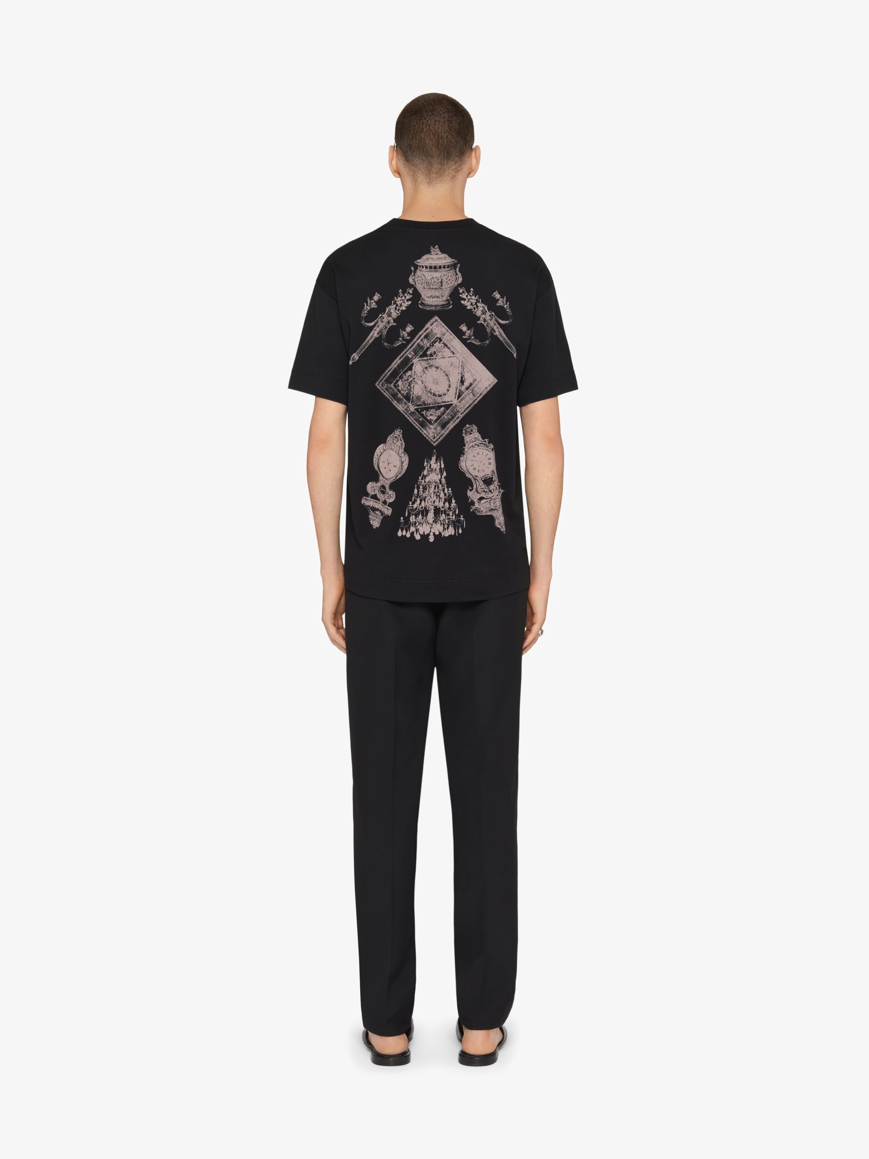 o1srvl11e0925 Short Sleeve T-Shirt in Black