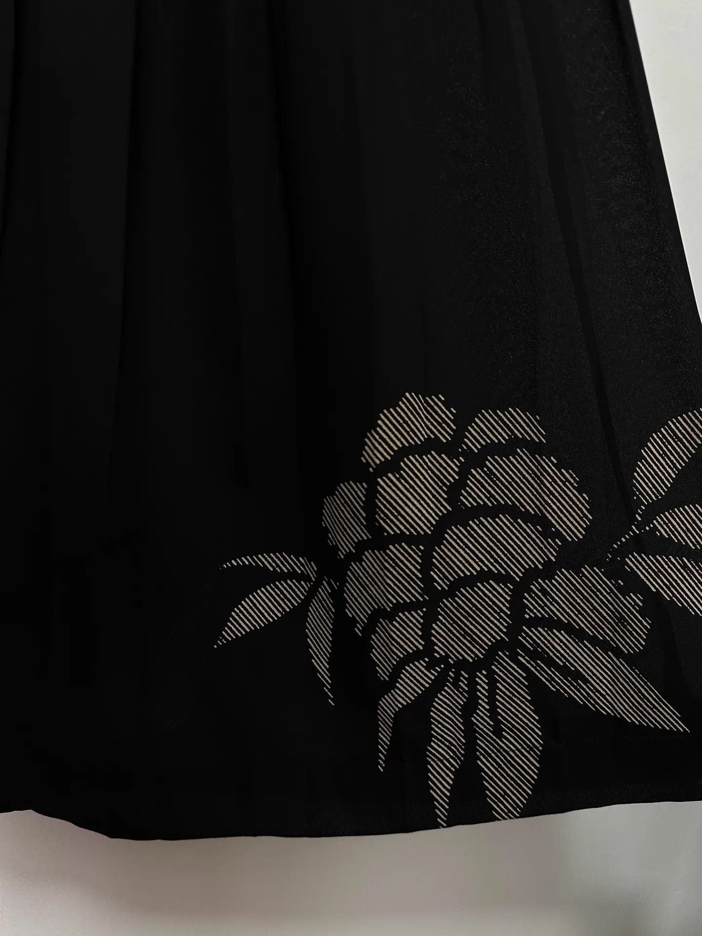 Comme des Garcons CDG 92AW Lilith Hand Discharge Botanical Print M Dress Size 27" / US 4 / IT 40 - 5 Thumbnail