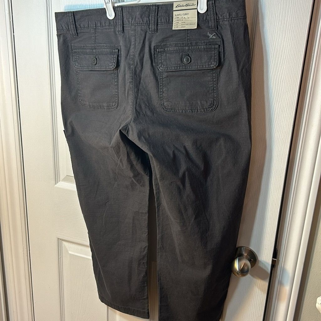 Eddie Bauer Eddie Bauer slightly curvy mid rise crop Cargo Pants size 14 Size 36" / US 14 / IT 50 - 5 Thumbnail
