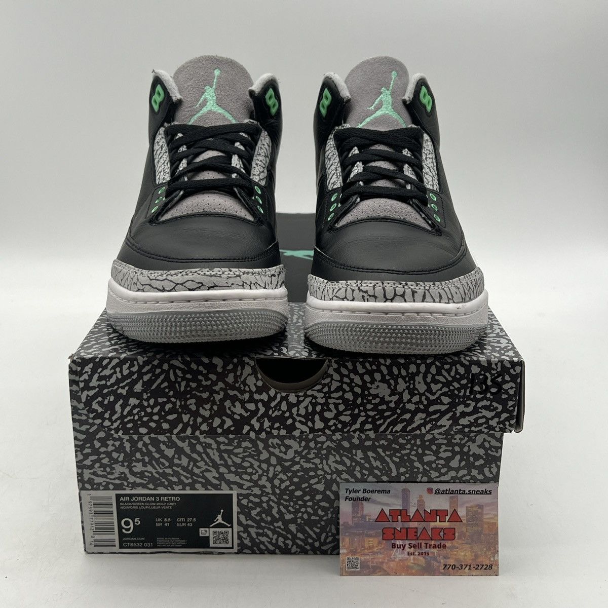 Jordan Brand Air Jordan 3 green glow Size US 9.5 / EU 42-43 - 2 Thumbnail