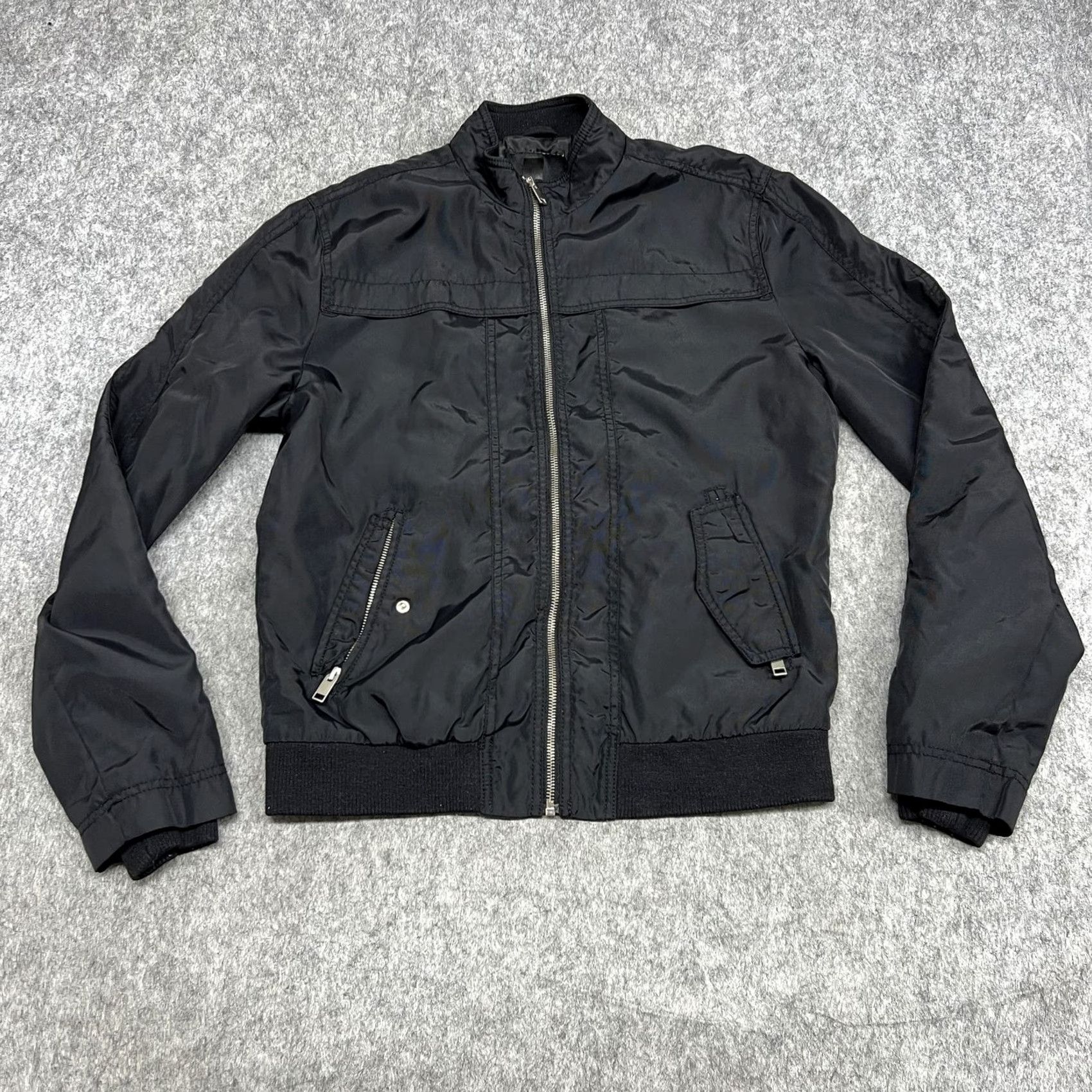 H&M H&M Jacket Mens 38 R Black Lightweight Bomber Full Zip Pockets Stand Collar Fall Size US XXS / EU 40 - 2 Thumbnail
