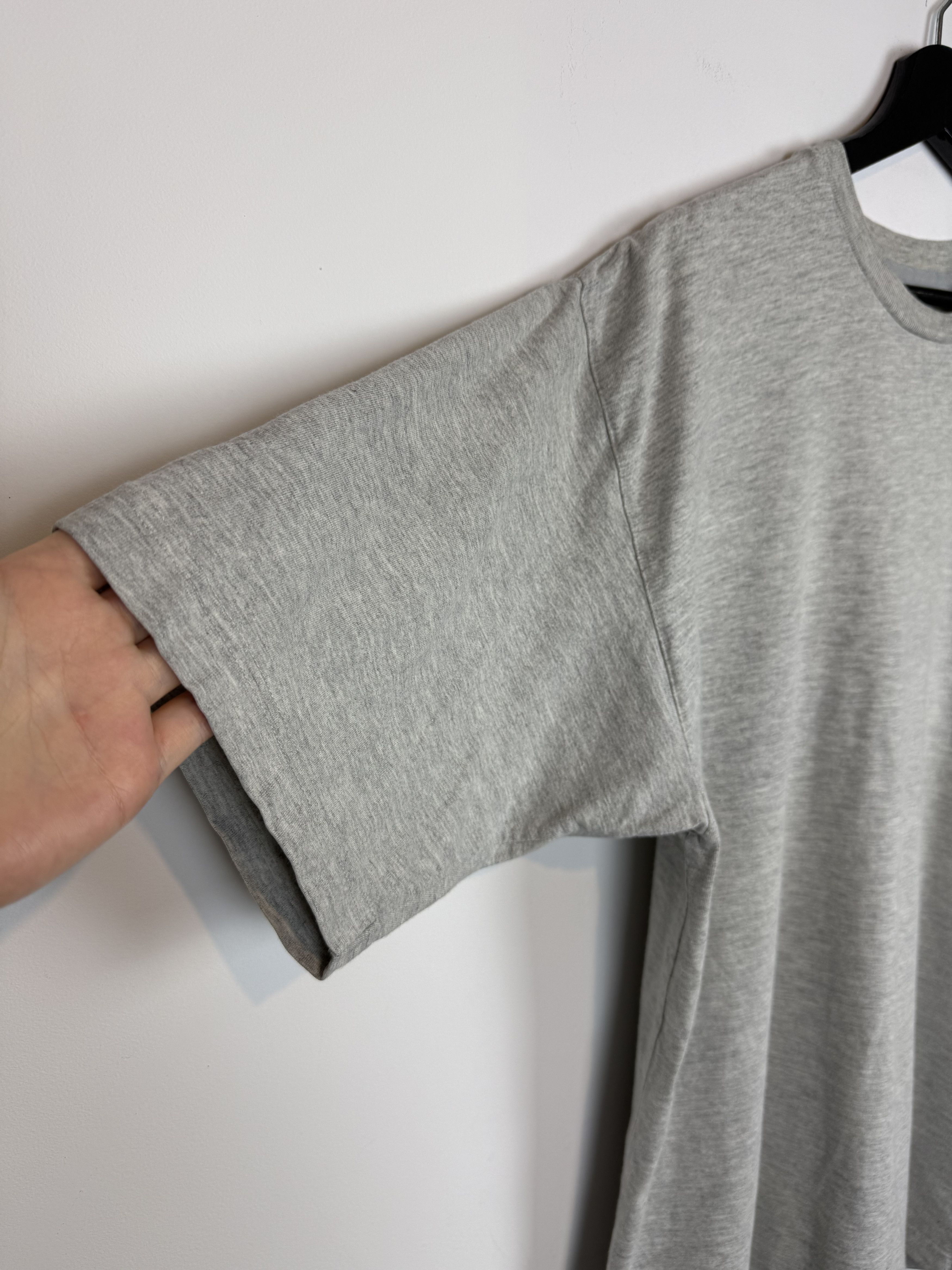 Nike Vintage 90s Nike Swoosh Logo T-shirt Grey Size XL Size US XL / EU 56 / 4 - 4 Thumbnail