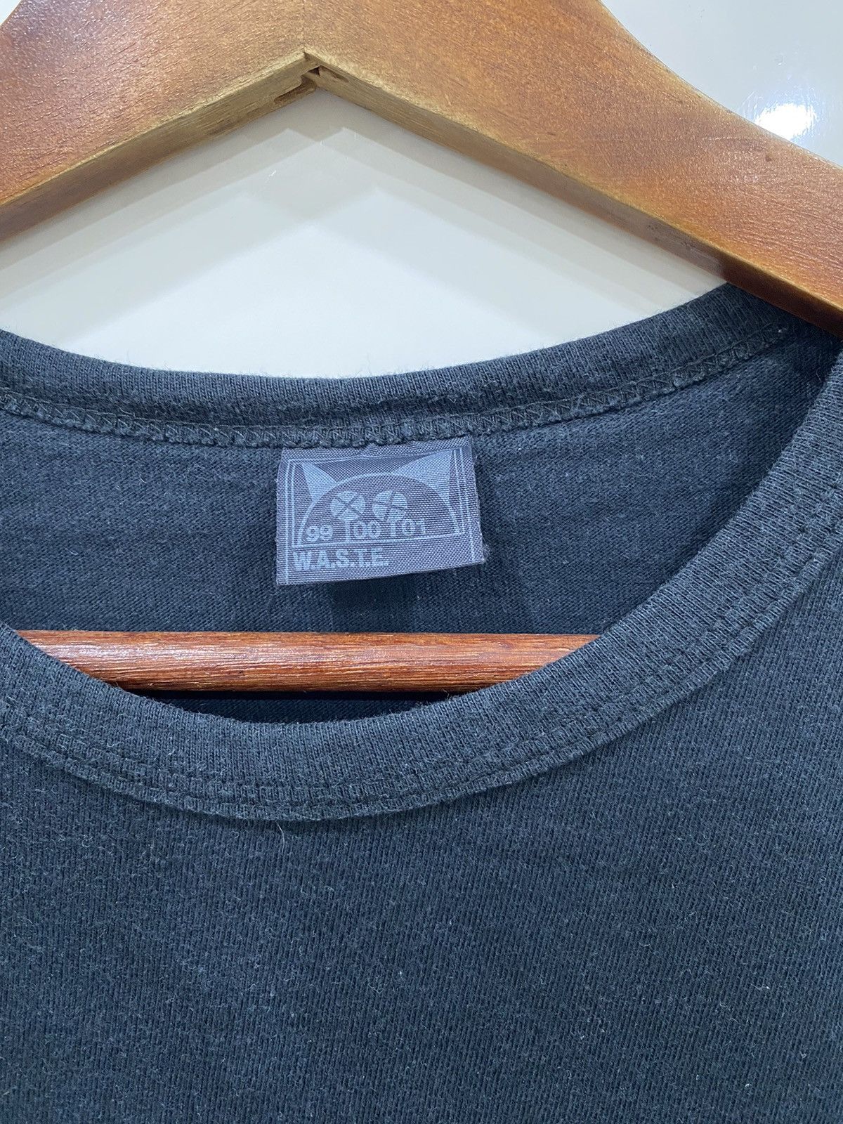 Band Tees Radiohead Amnesiac Waste Products Size US S / EU 44-46 / 1 - 3 Thumbnail