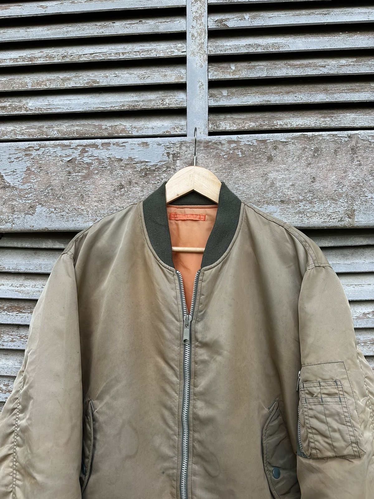 Vintage 🪖Vintage Faded Uniqlo MA-1 Man Intermediate Bomber Jacket Size US M / EU 48-50 / 2 - 4 Thumbnail