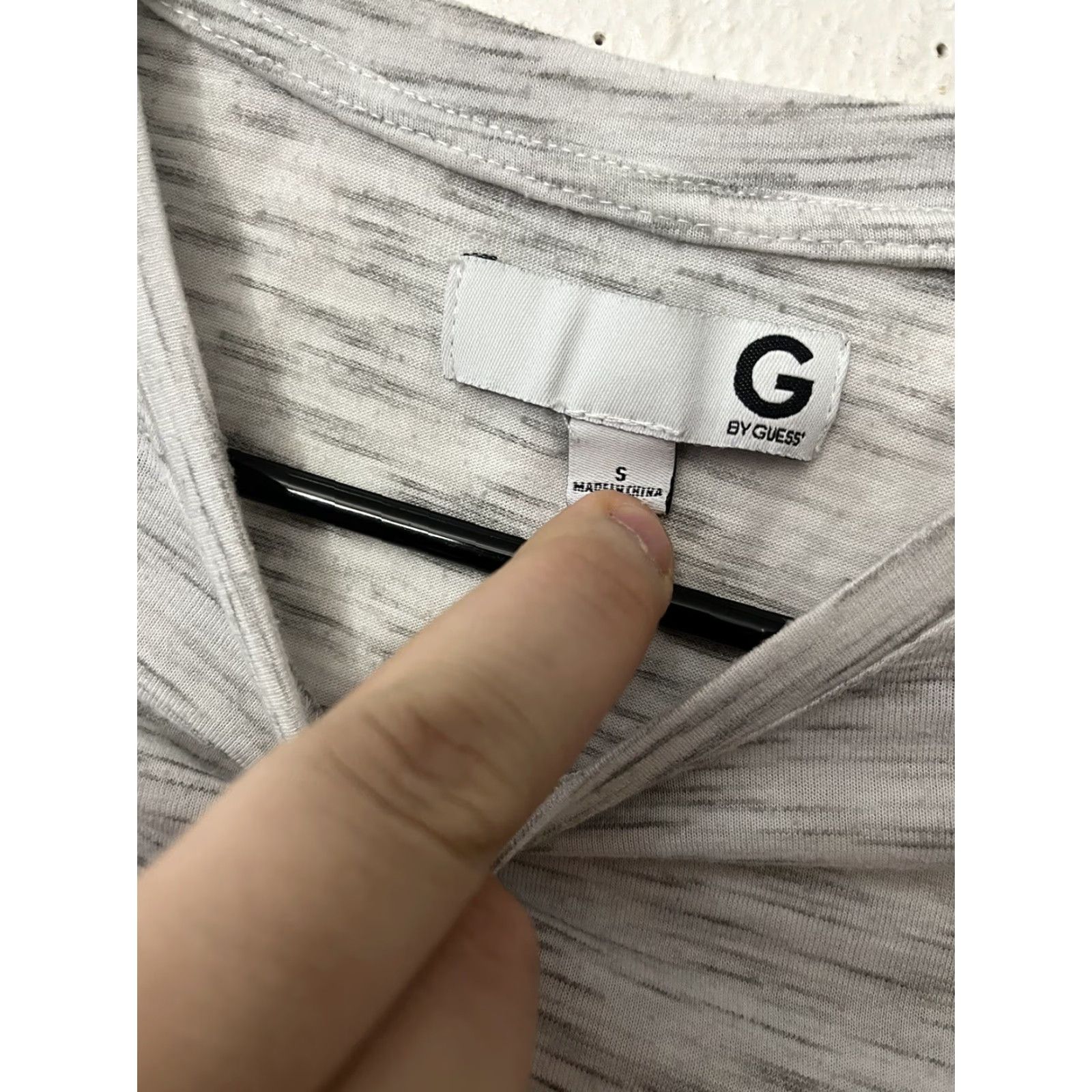 Guess G by GUESS Shirt Adult Small Gray Pocket Logo Stretch Crew Neck Mens Size US S / EU 44-46 / 1 - 2 Thumbnail
