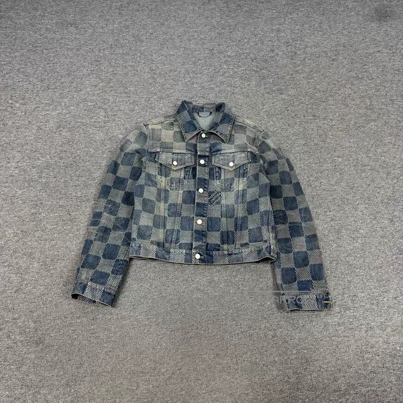 Louis Vuitton Louis Vuitton Make an old checkerboard denim cropped jacke Size US L / EU 52-54 / 3 - 1 Thumbnail