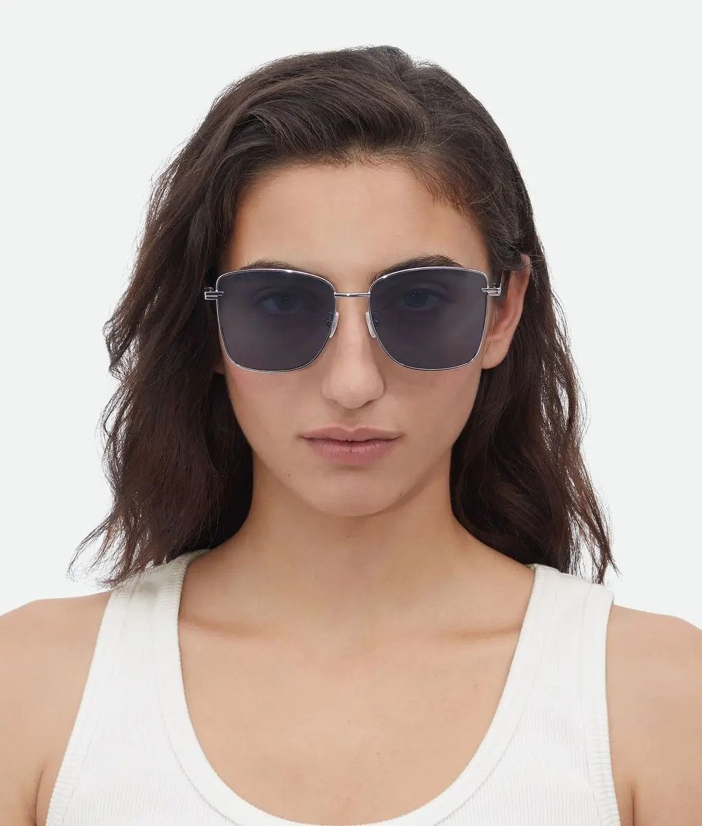 Bottega Veneta o1w1db10525 Size: OS / Unisex Classic Square Sunglasses Size ONE SIZE - 7 Thumbnail
