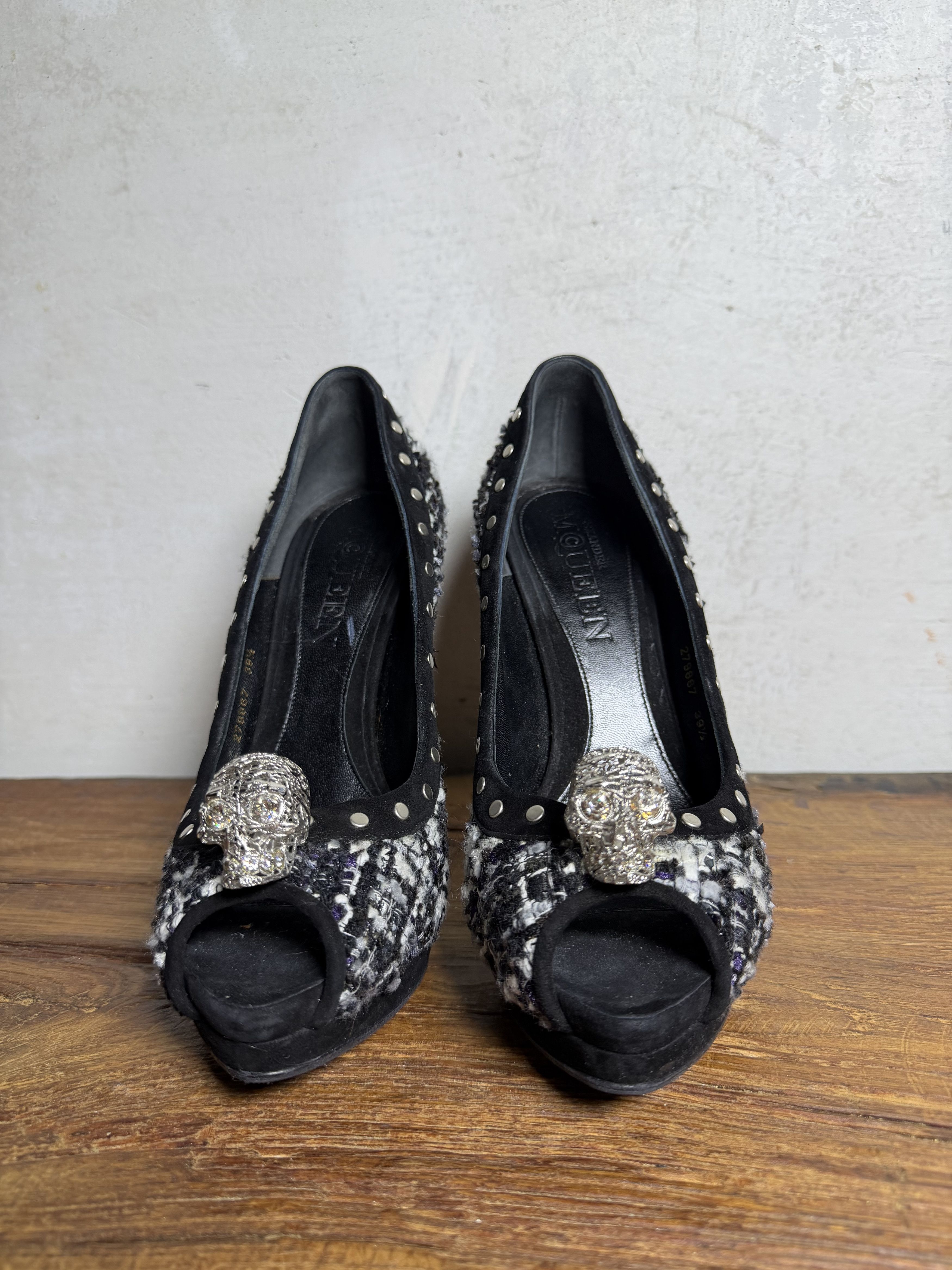 Alexander McQueen Alexander McQueen Tweed Studded Skull Peep Toe Pump Shoes Size US 9.5 / IT 39.5 - 6 Thumbnail