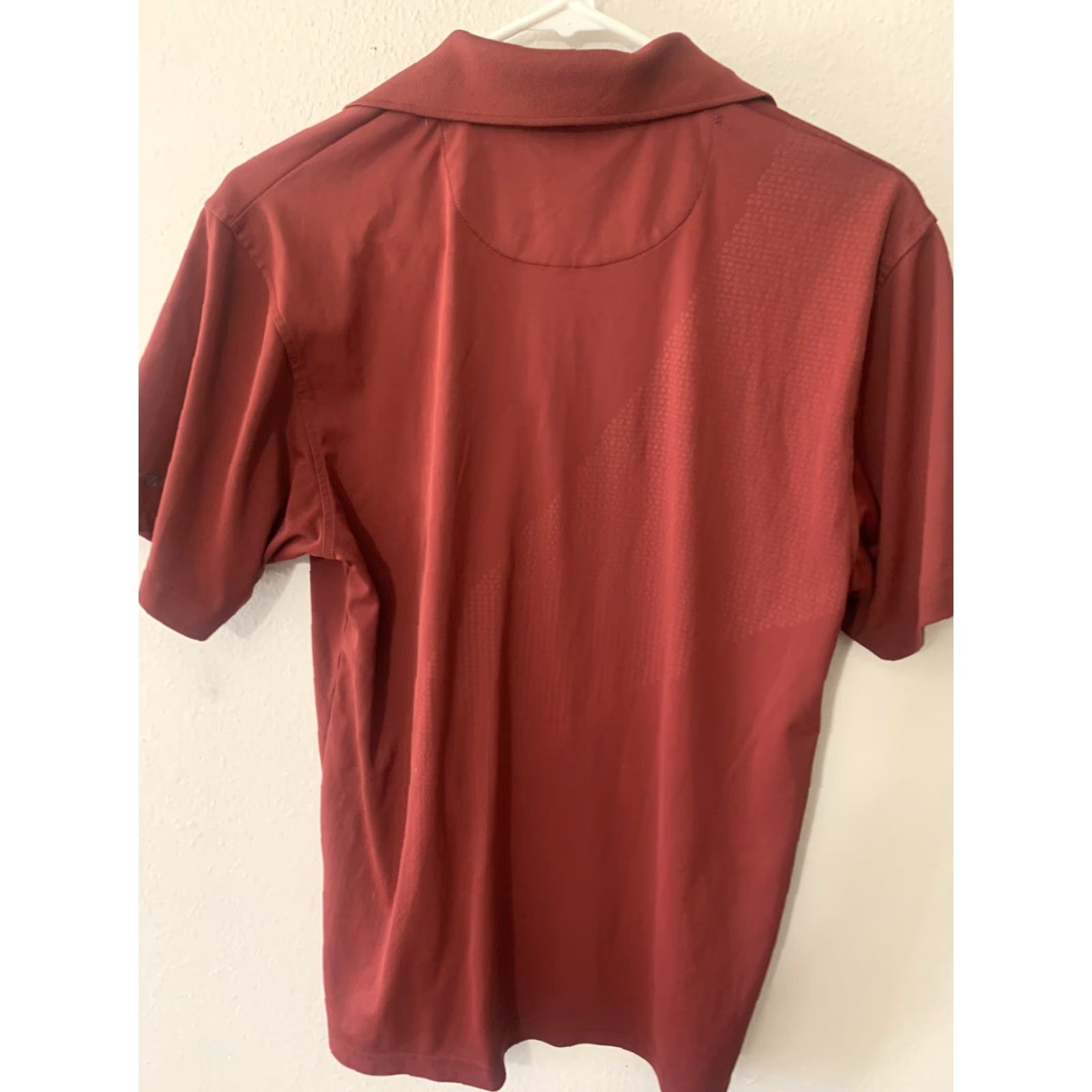 Izod Izod Polo Cool FX Shirt Mens Small Maroon 100% Polyester Performance Golf Casual Size US S / EU 44-46 / 1 - 3 Thumbnail