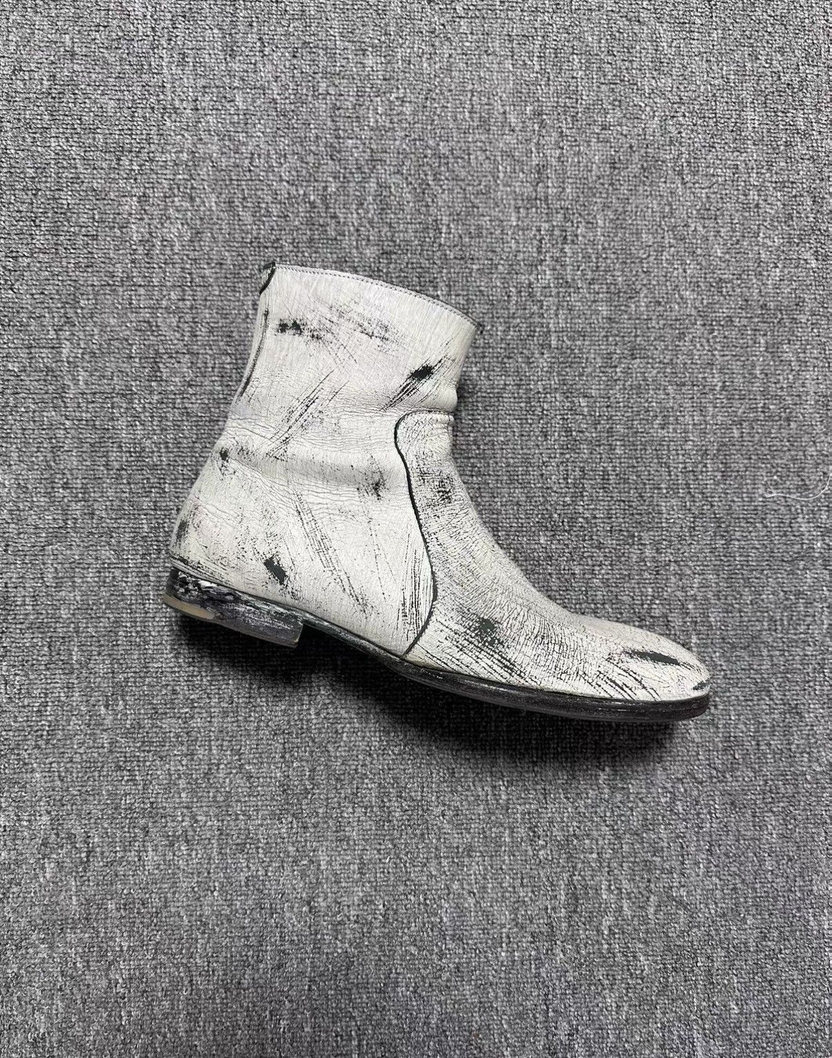 Maison Margiela Maison Margiela Whitewashed Chelsea Boots J37 Size US 8.5 / EU 41-42 - 3 Thumbnail