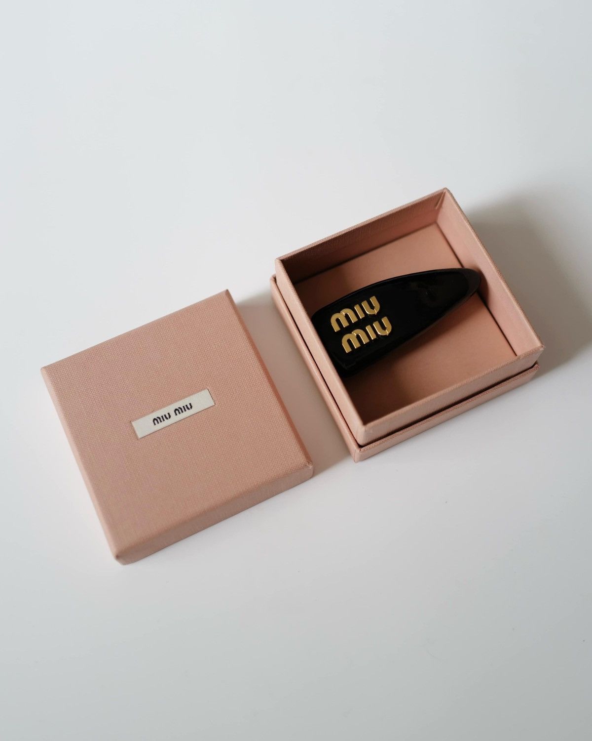 Miu Miu MIU MIU Patent Leather Hair Clip BLACK Size ONE SIZE - 1 Thumbnail