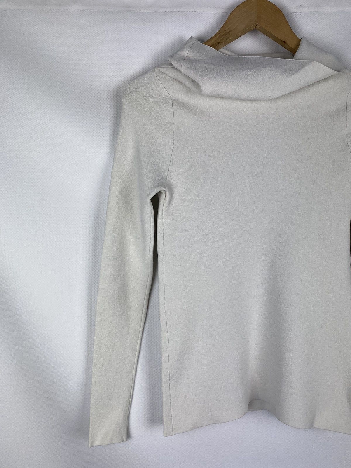 Acne Studios Acne Studios Penelope PSS15 viscose high neck sweater Size S / US 4 / IT 40 - 16 Thumbnail