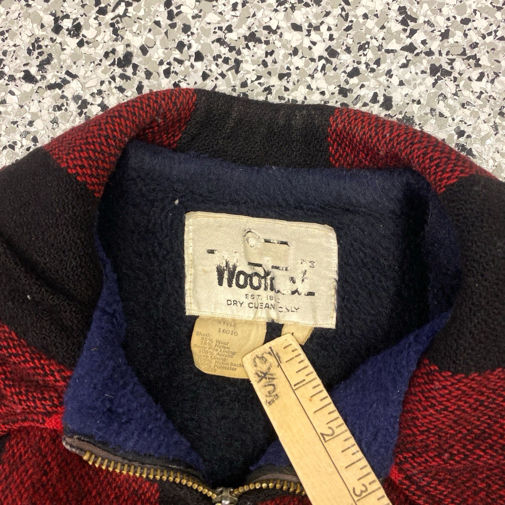 Vintage VINTAGE Woolrich Plaid Full Zip Up Jacket L Woolrich Red Black Bomber Jacket Mens Zip Collared Full Zip 80s Size US L / EU 52-54 / 3 - 3 Thumbnail