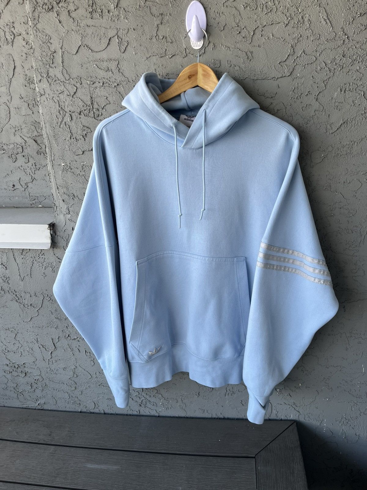 Adidas Originals Adicolor Neuclassics Hoodie Baby Blue L