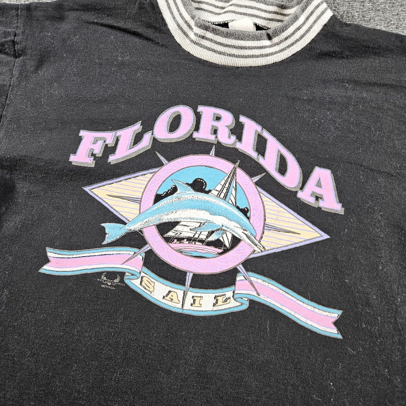 Vintage VINTAGE Florida Shirt Mens Large Black Dolphin Sailboat Graphic Made USA 80s Shirt Mens Large Black Dolphin Sailboat Graphic Made USA 80s Size US L / EU 52-54 / 3 - 2 Thumbnail