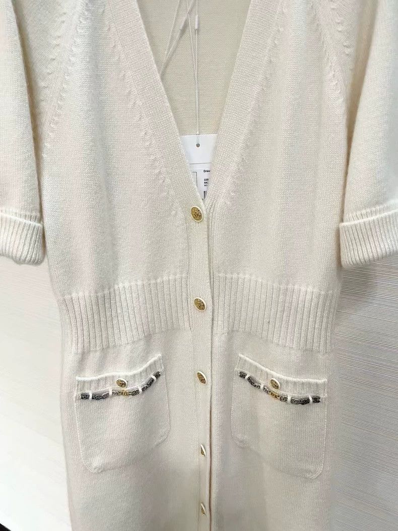 Chanel Chanel Cashmere chain knitted skirt Size XS / US 0-2 / IT 36-38 - 4 Thumbnail