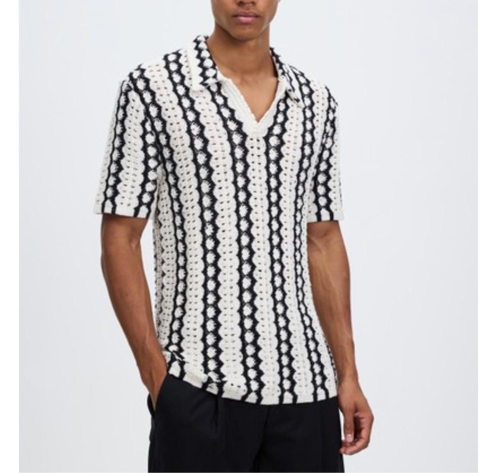 Abercrombie & Fitch Abercrombie and Fitch Men's Black & White Knit Shirt Size M Size US M / EU 48-50 / 2 - 2 Thumbnail