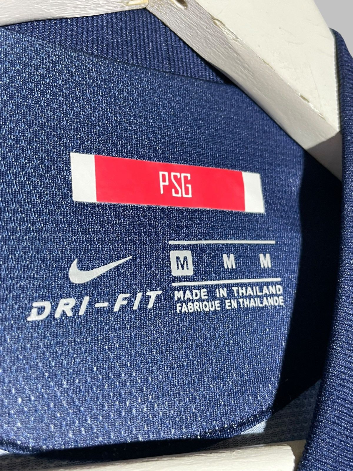 Nike #32 David Beckham Paris Saint Germain 2012/13 Home Jersey Size US M / EU 48-50 / 2 - 14 Thumbnail
