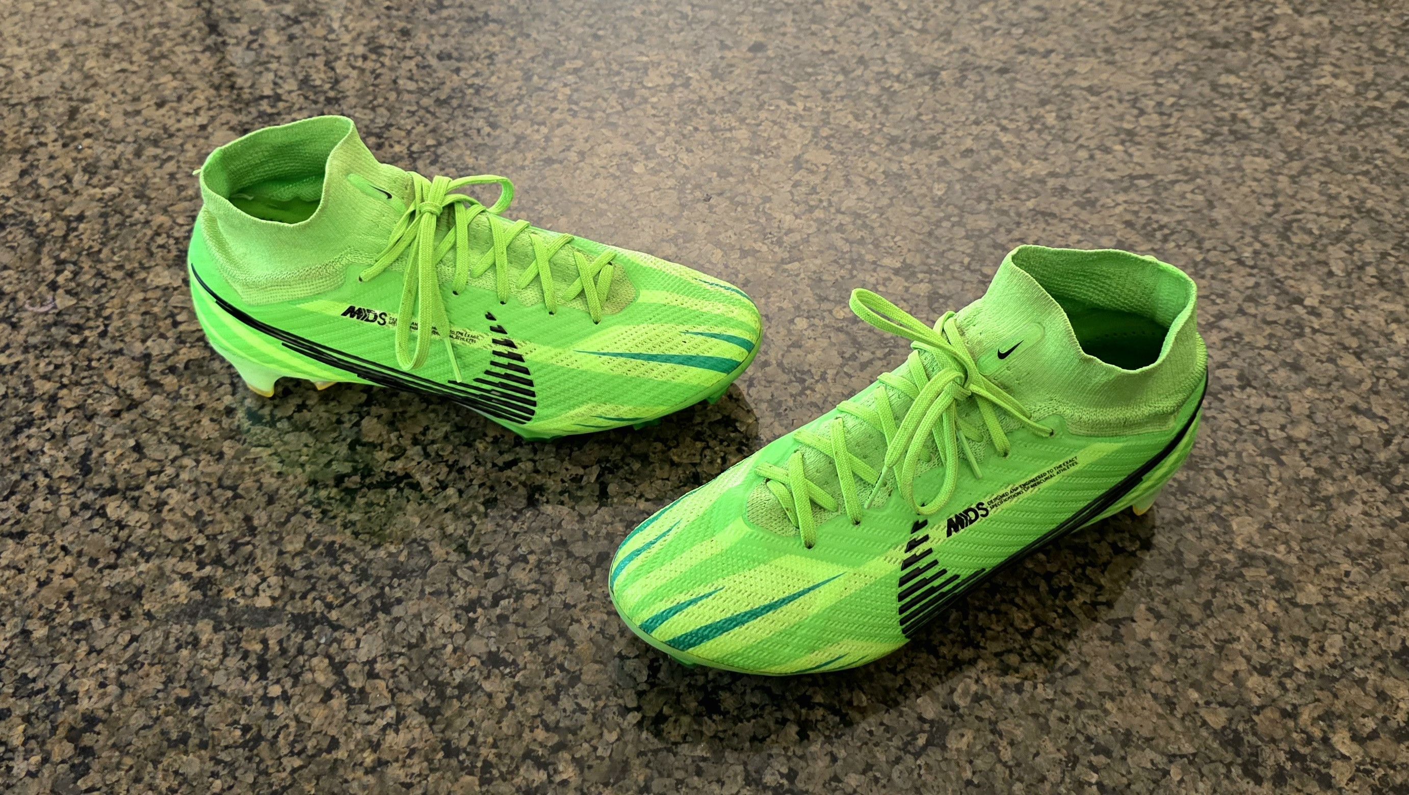 Nike Nike Zoom Mercurial Superfly 9 Elite FG MDS Green Grinch Size US 7 / EU 40 - 2 Thumbnail