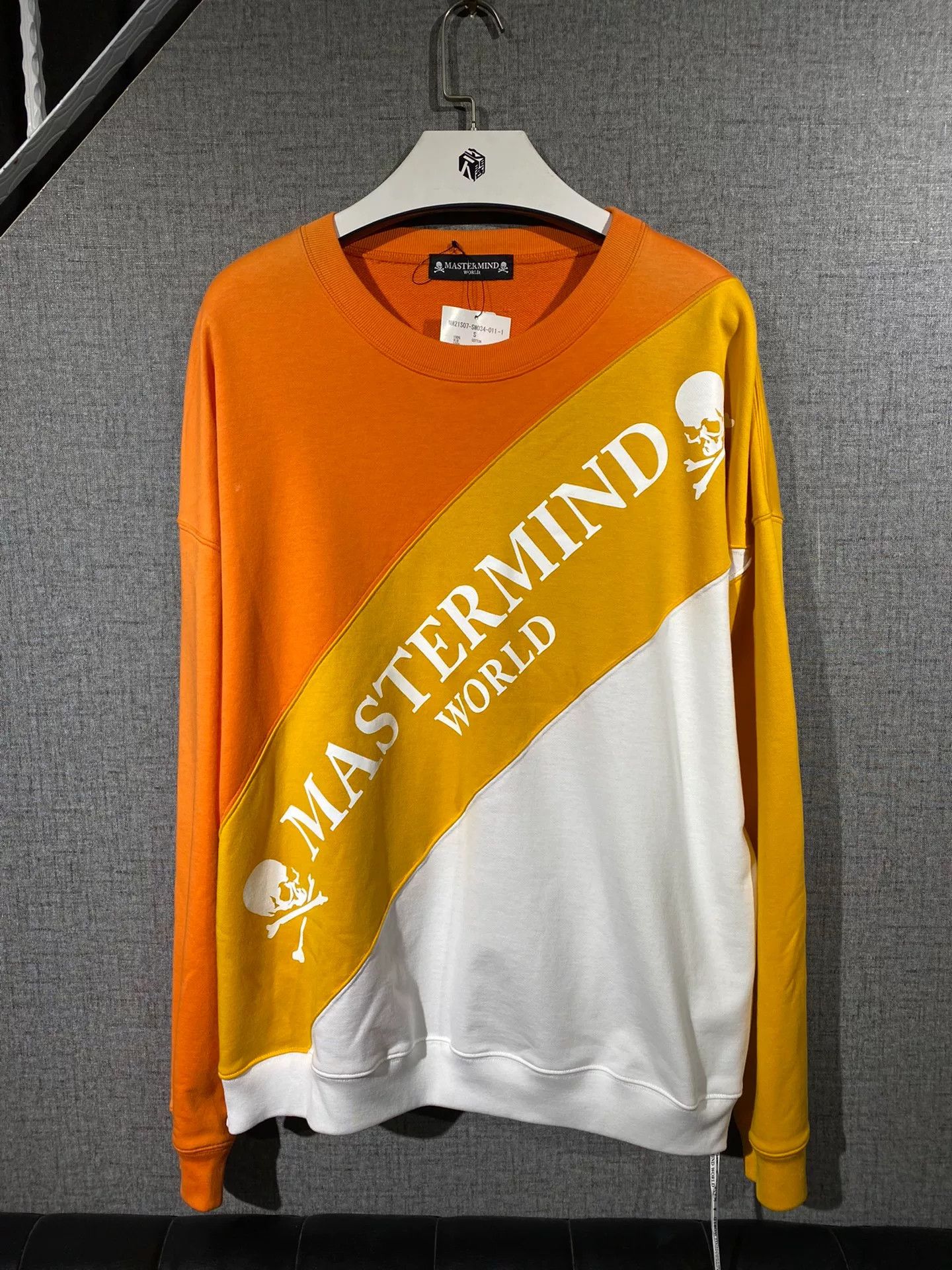 Mastermind Japan mastermind japan men's sweatshirt with tags Size US S / EU 44-46 / 1 - 1 Thumbnail