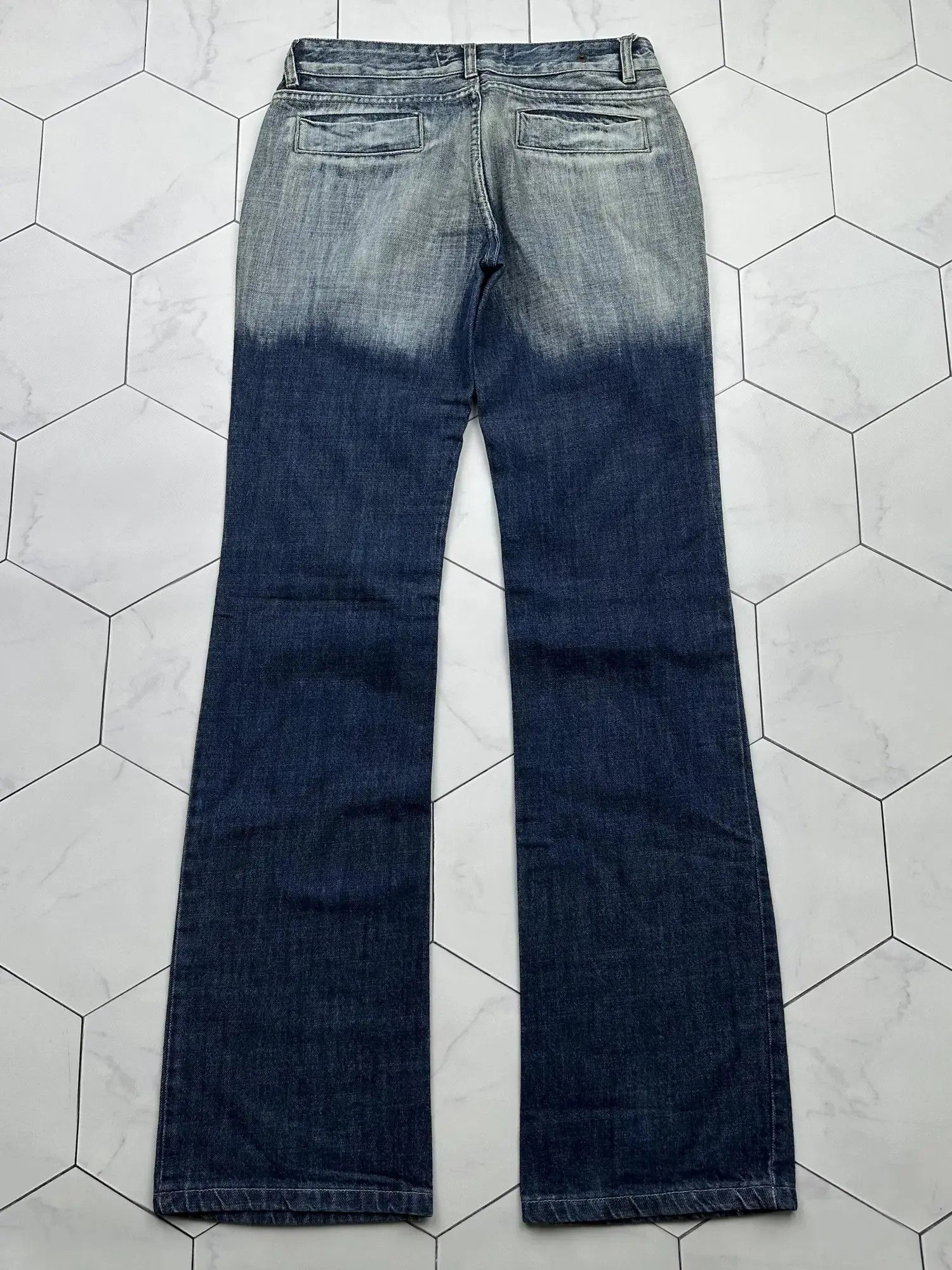 Japanese Brand Vintage Gradient Light Flare Jeans (E2) Size 27" / US 4 / IT 40 - 4 Thumbnail