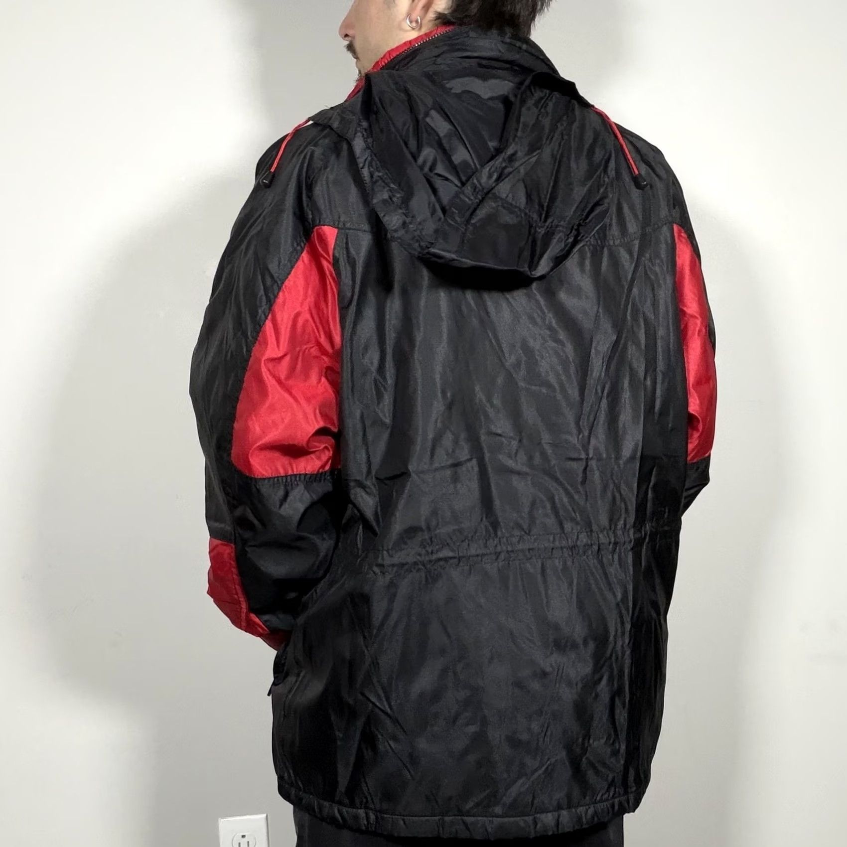 Marlboro VINTAGE Marlboro Ski Parka Jacket Black M Hooded Nylon Insulated Winter 90s Mens Size US M / EU 48-50 / 2 - 2 Thumbnail