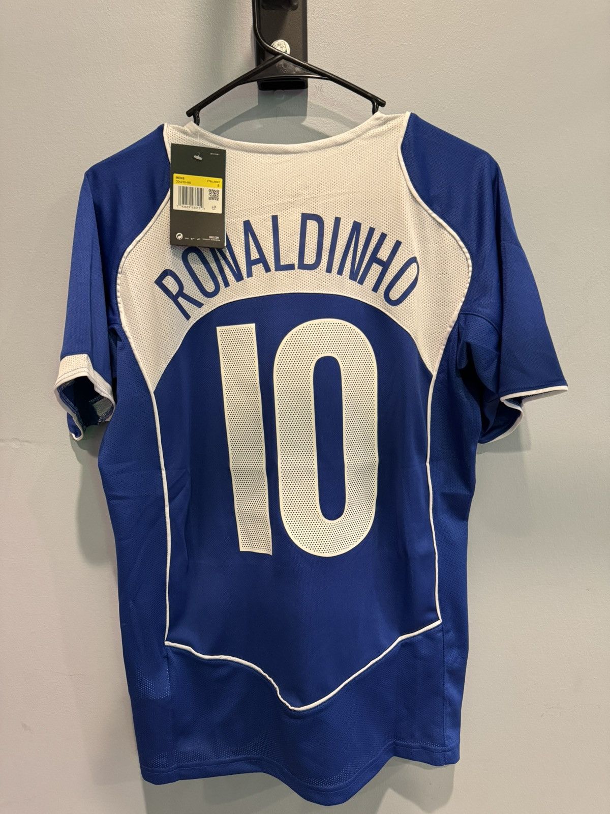 Nike Brazil Ronaldinho Jersey Size US S / EU 44-46 / 1 - 2 Thumbnail