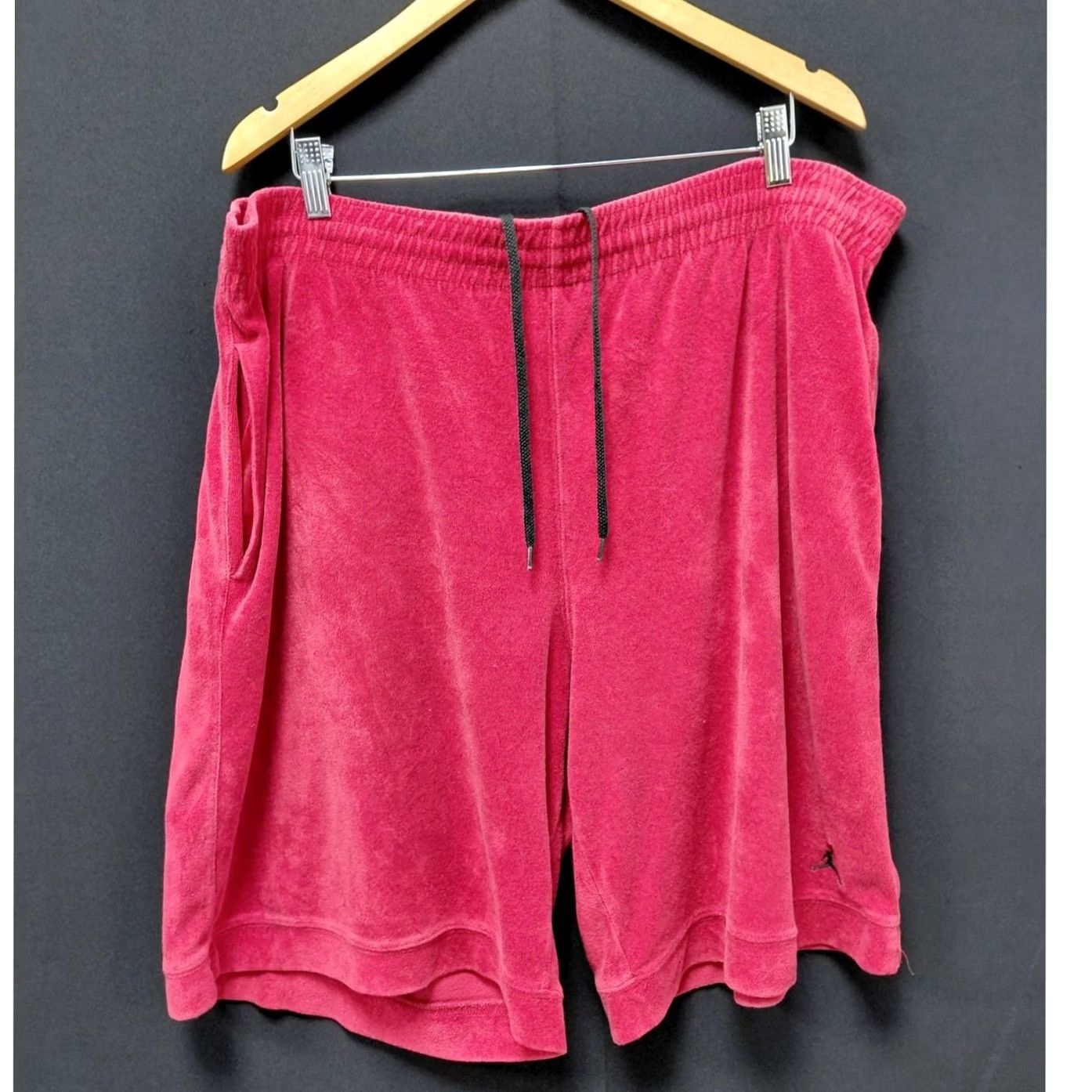 Jordan Brand Jordan Shorts Mens XL Red Drawstring Solid Polyester Size Size US 36 / EU 52 - 2 Thumbnail