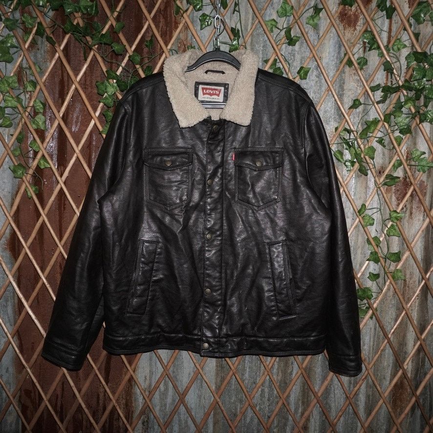 Levi's XL -Vintage Y2K Levis button up Sherpa collar leather jacket Size US XL / EU 56 / 4 - 1 Thumbnail