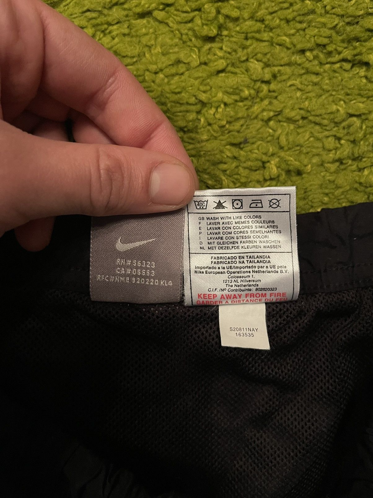 Nike × Vintage Nike 2000s vintage swoosh logo nylon black shorts Size US 34 / EU 50 - 6 Thumbnail