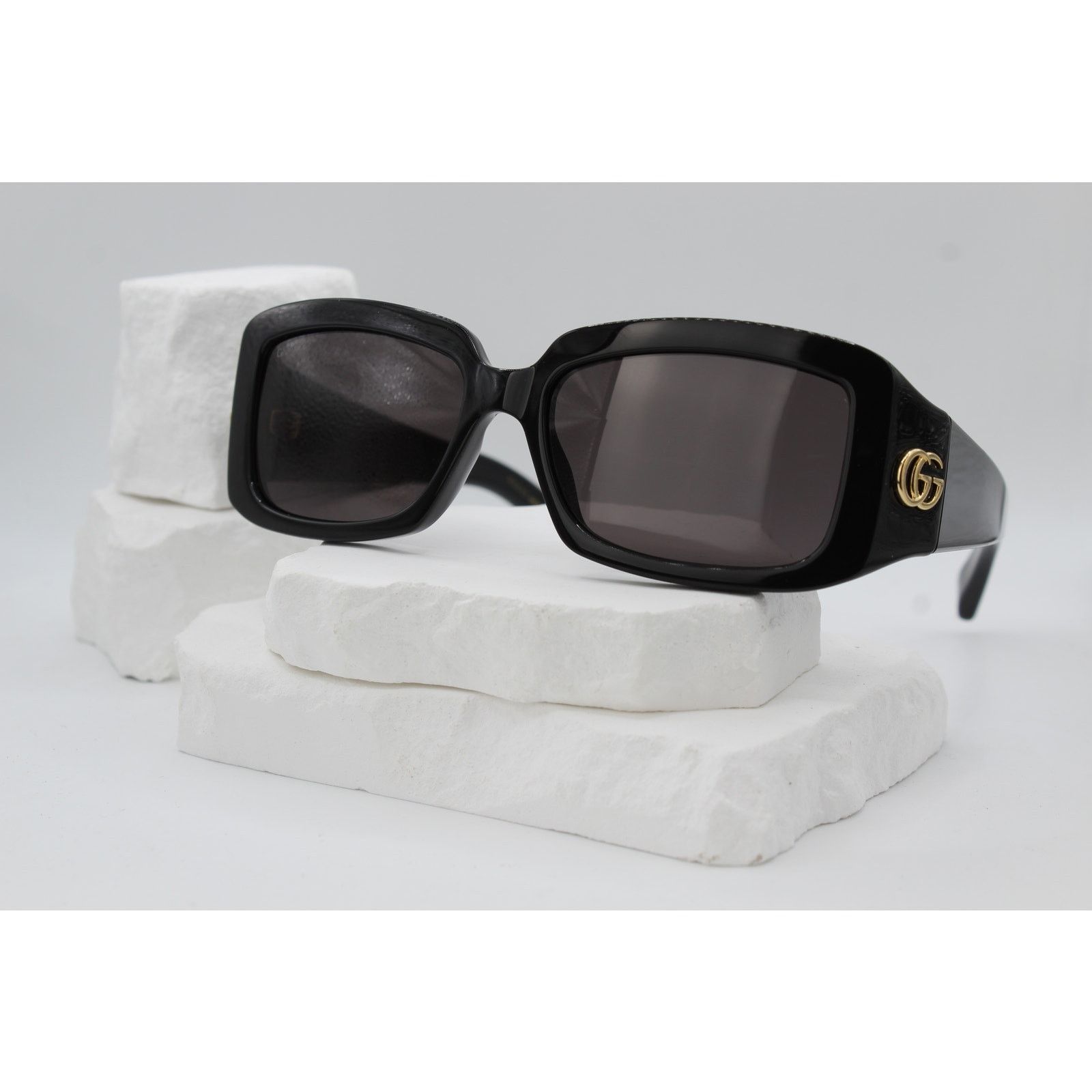 Gucci Gucci GG1403S 001 Black Acetate Rectangular Sunglasses Italy Size ONE SIZE - 2 Thumbnail