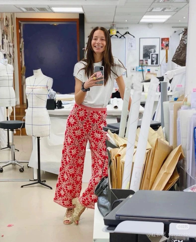 Chanel Chanel 20p red flower hollow knitted wide-leg trousers Size 26" / US 2 / IT 38 - 8 Thumbnail