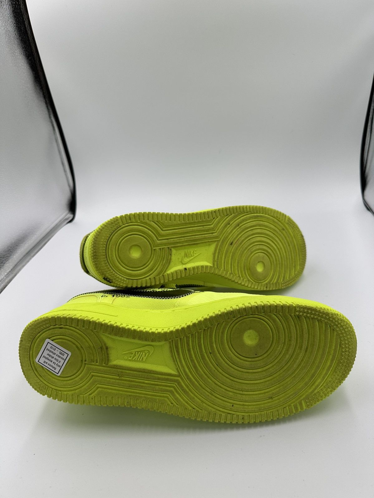 Nike × Off-White Nike OFF-White Volt Air Force 1 Size US 10 / EU 43 - 18 Thumbnail