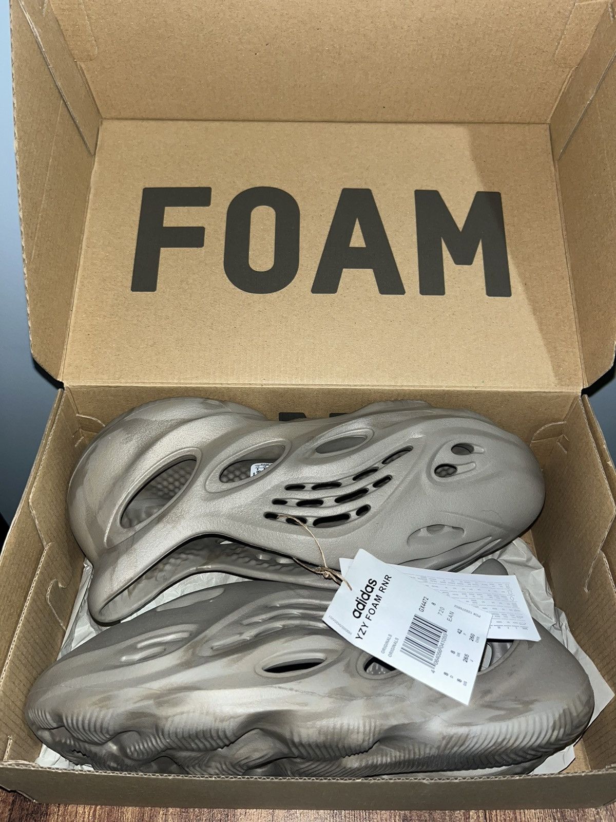 Adidas × Kanye West Yeezy Foam RNNR Stone Sage Size 8 Size US 8 / EU 41 - 8 Thumbnail