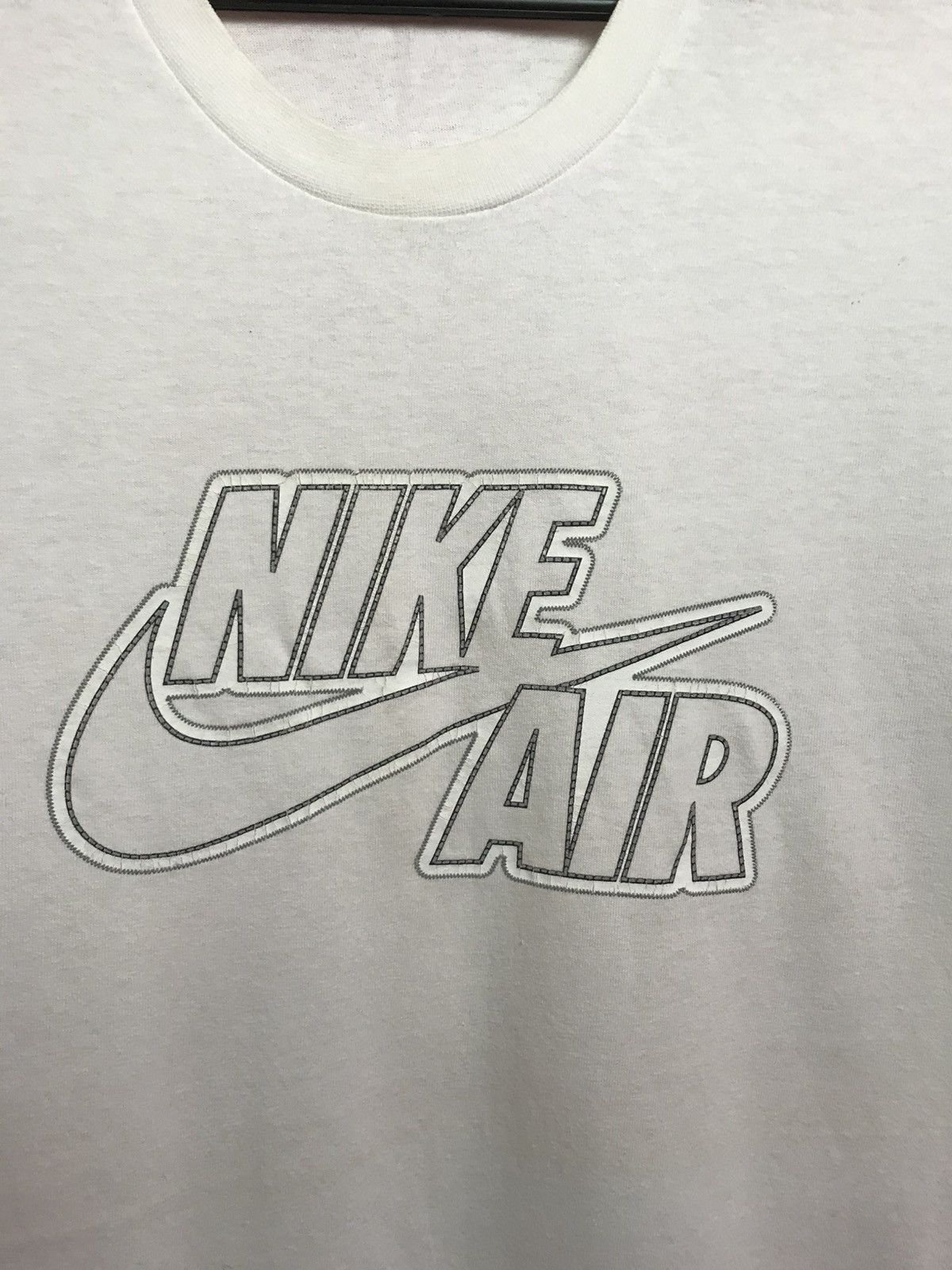 Vintage Vintage Nike streetwear centre logo tee Size US XL / EU 56 / 4 - 3 Thumbnail