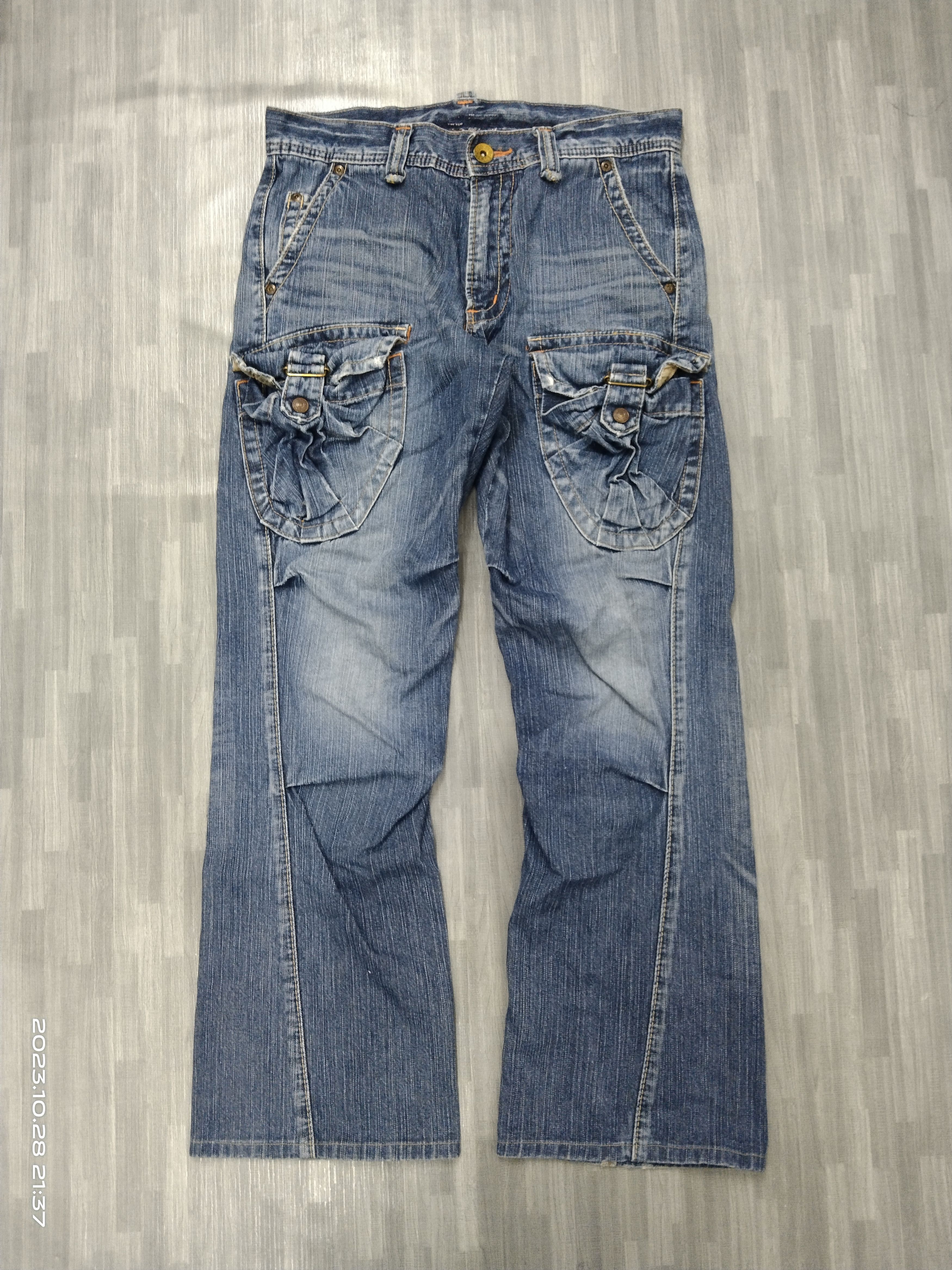 Edwin FLARE TWIST SICK EDWIN CARGO PANTS Size US 29 - 2 Thumbnail