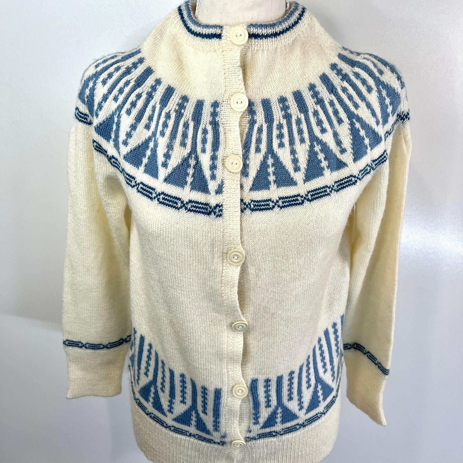 Vintage Vintage Cardigan Handmade Knit Fairisle Acrylic Size S / US 4 / IT 40 - 3 Thumbnail