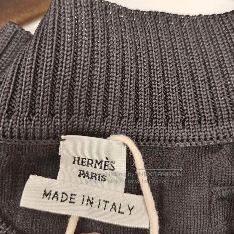 Hermes Hermes Black pig nose button printed cashmere and silk swe Size XS / US 0-2 / IT 36-38 - 3 Thumbnail